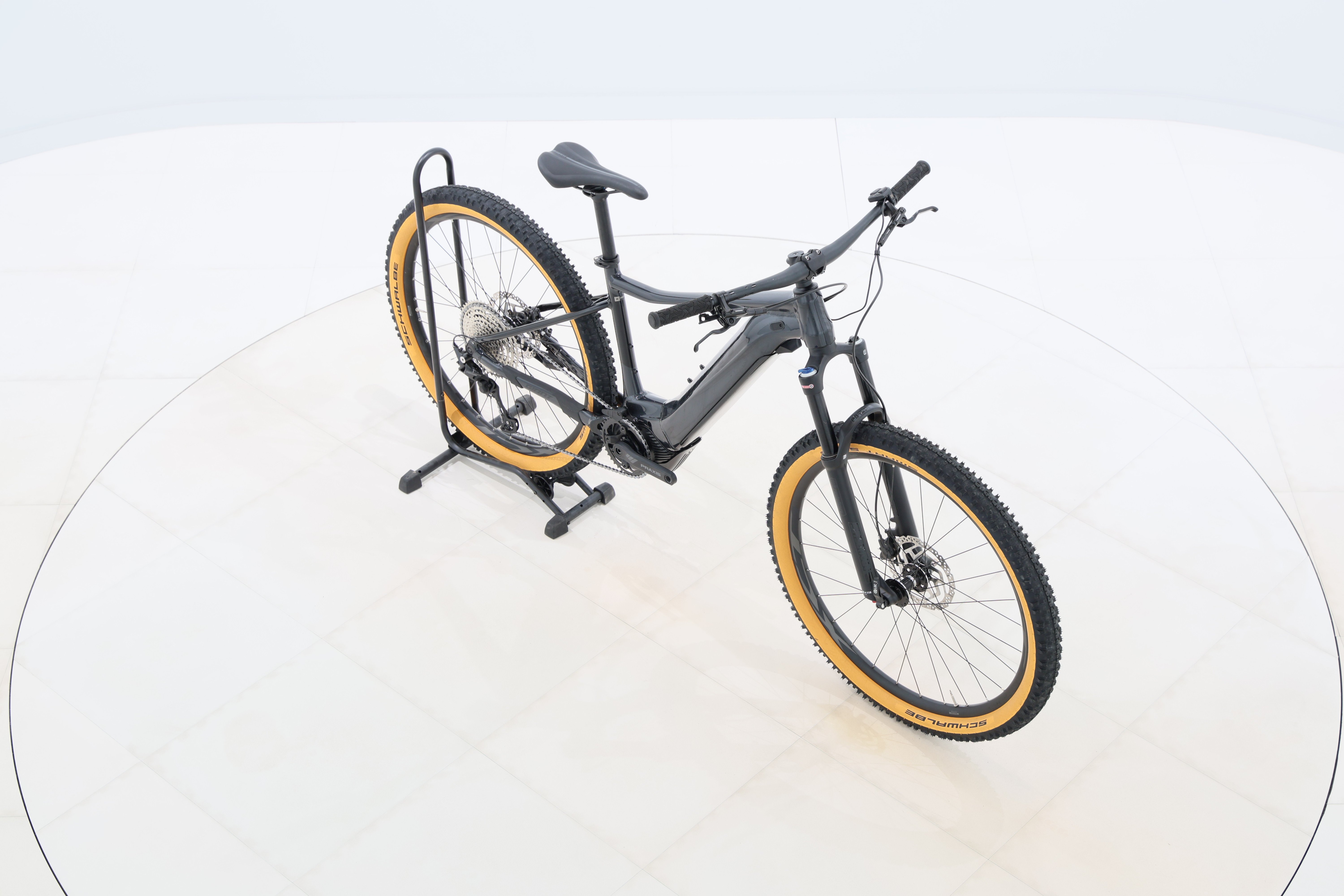 b3a07ee1-0ebc-4c74-b6e7-e53d15a65472