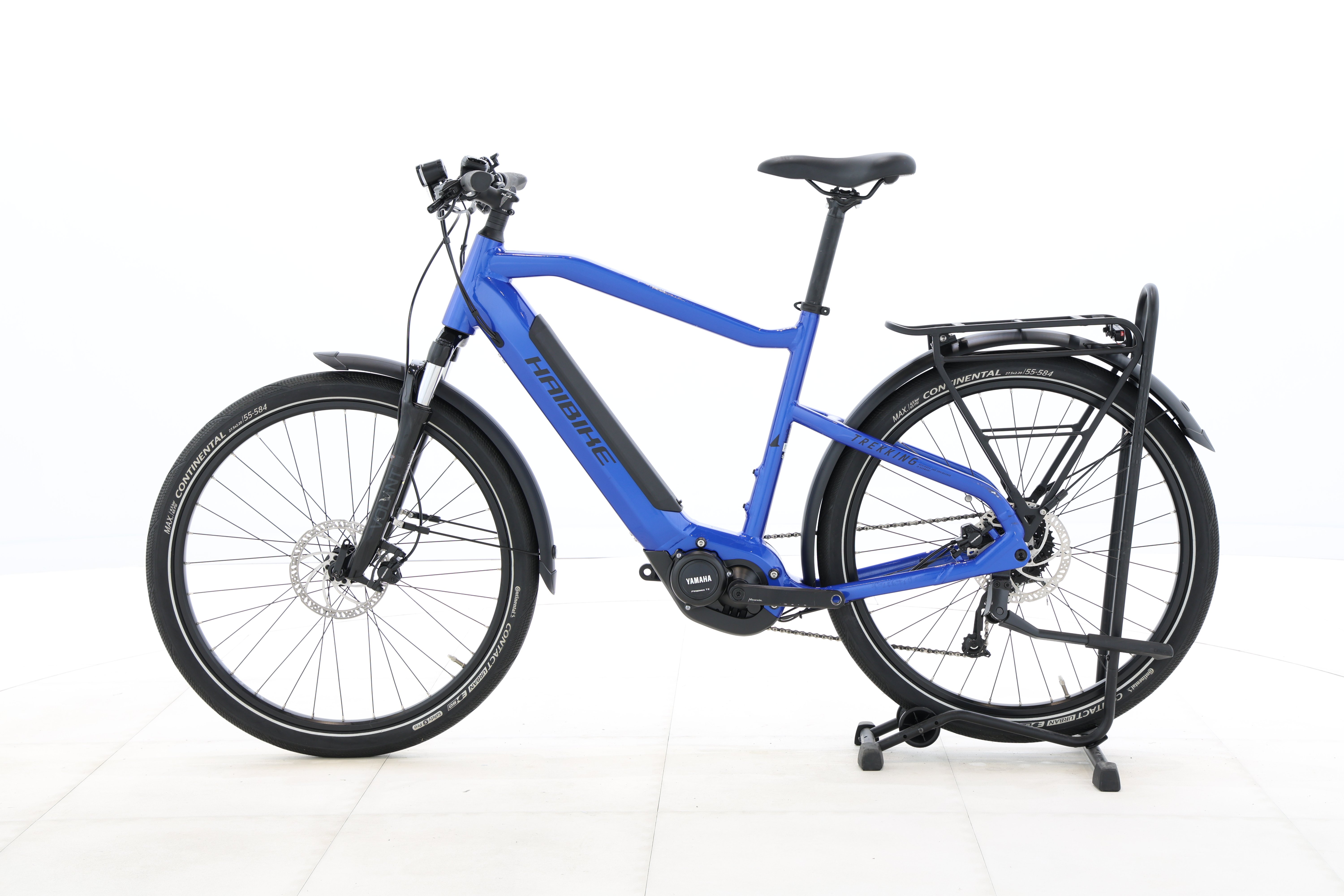 d93324ef-9334-4d94-8f6d-f3f38e7d8d7d