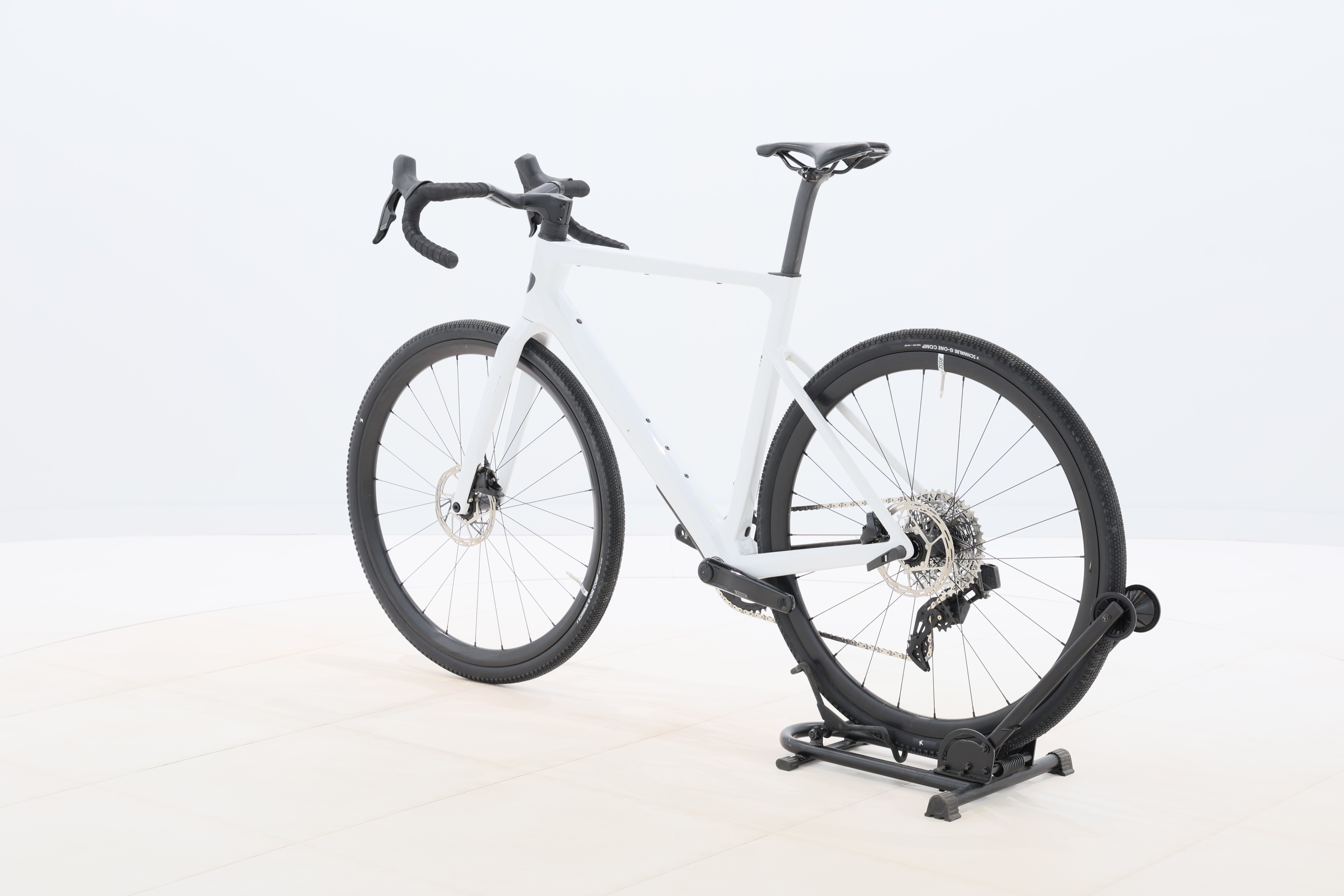 32a05548-5f81-4b3e-84dd-ffa29b513c63