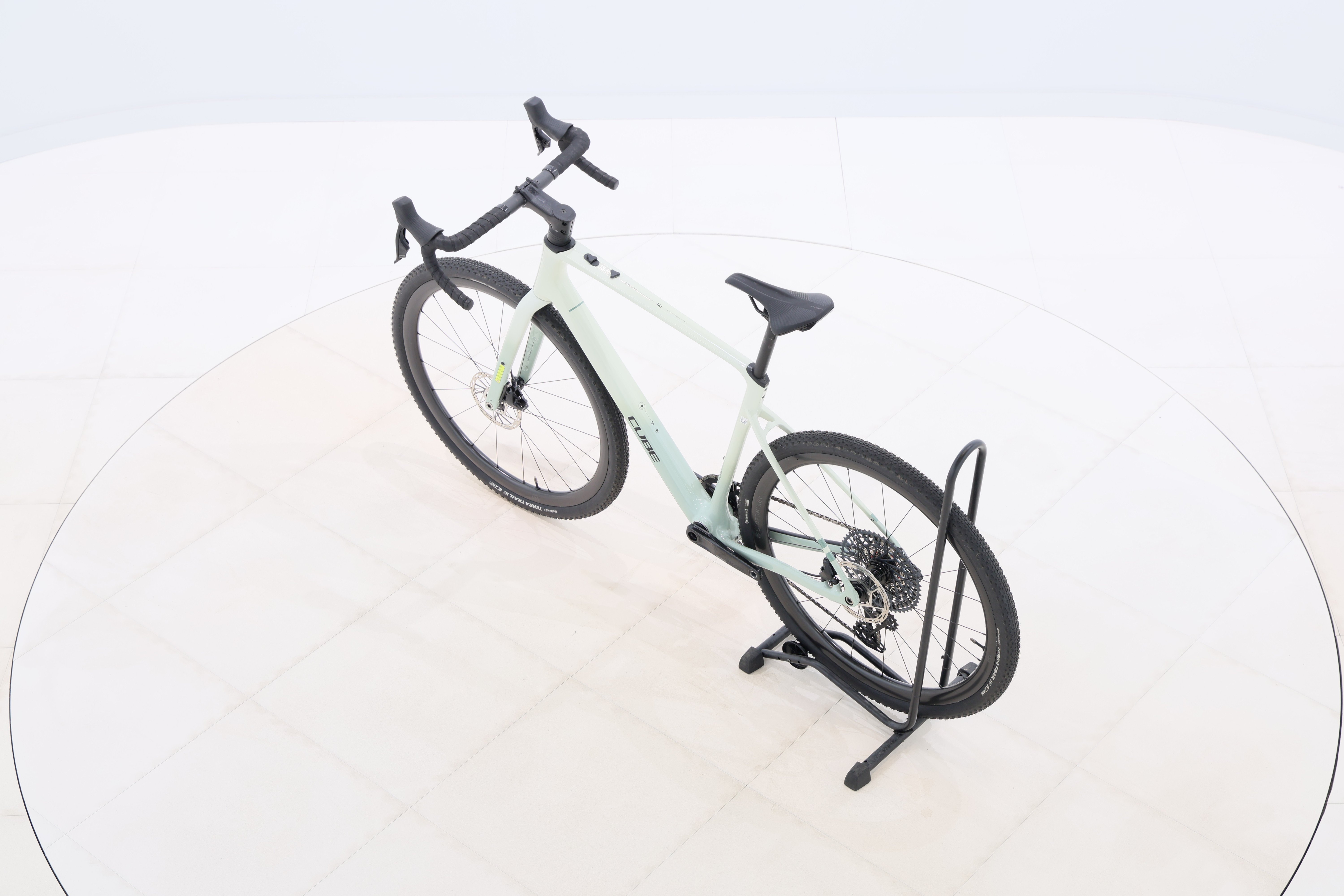 f619ebd2-5753-4aee-a360-930b39d4fad0