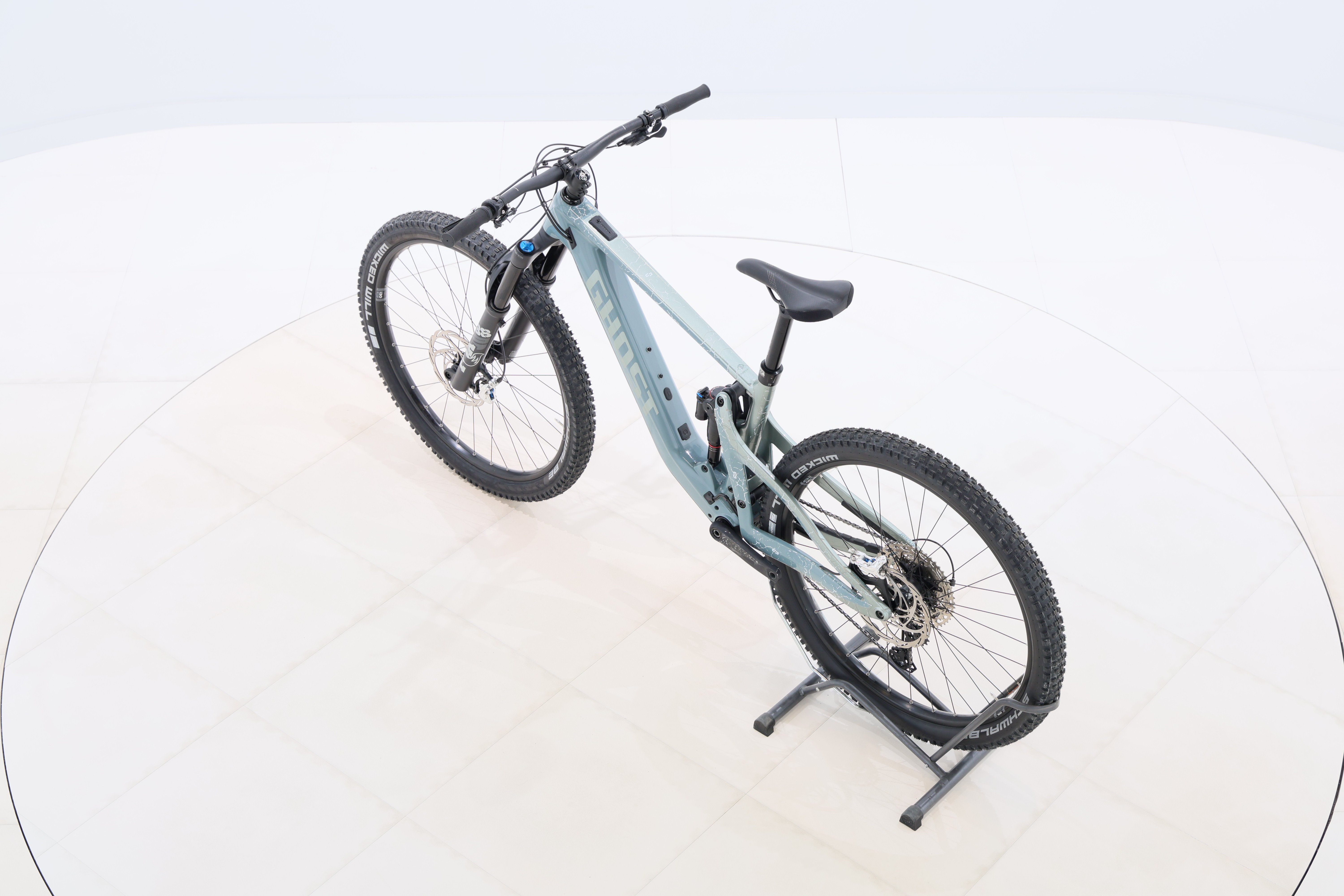 ff157f91-31c3-4948-b5d5-2803cbebe0ea