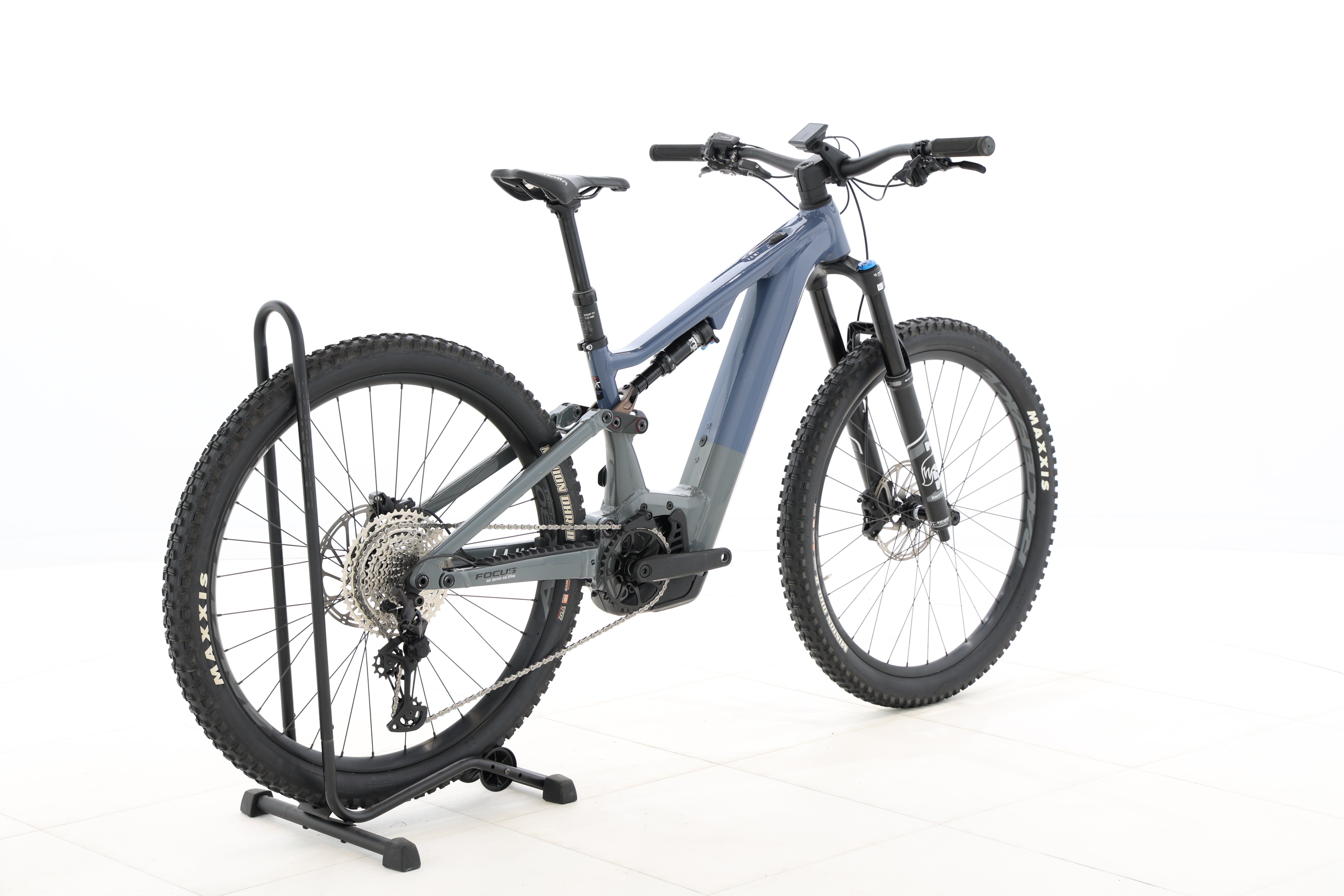 921adc8a-2d3d-4c35-af86-ba055613ef92