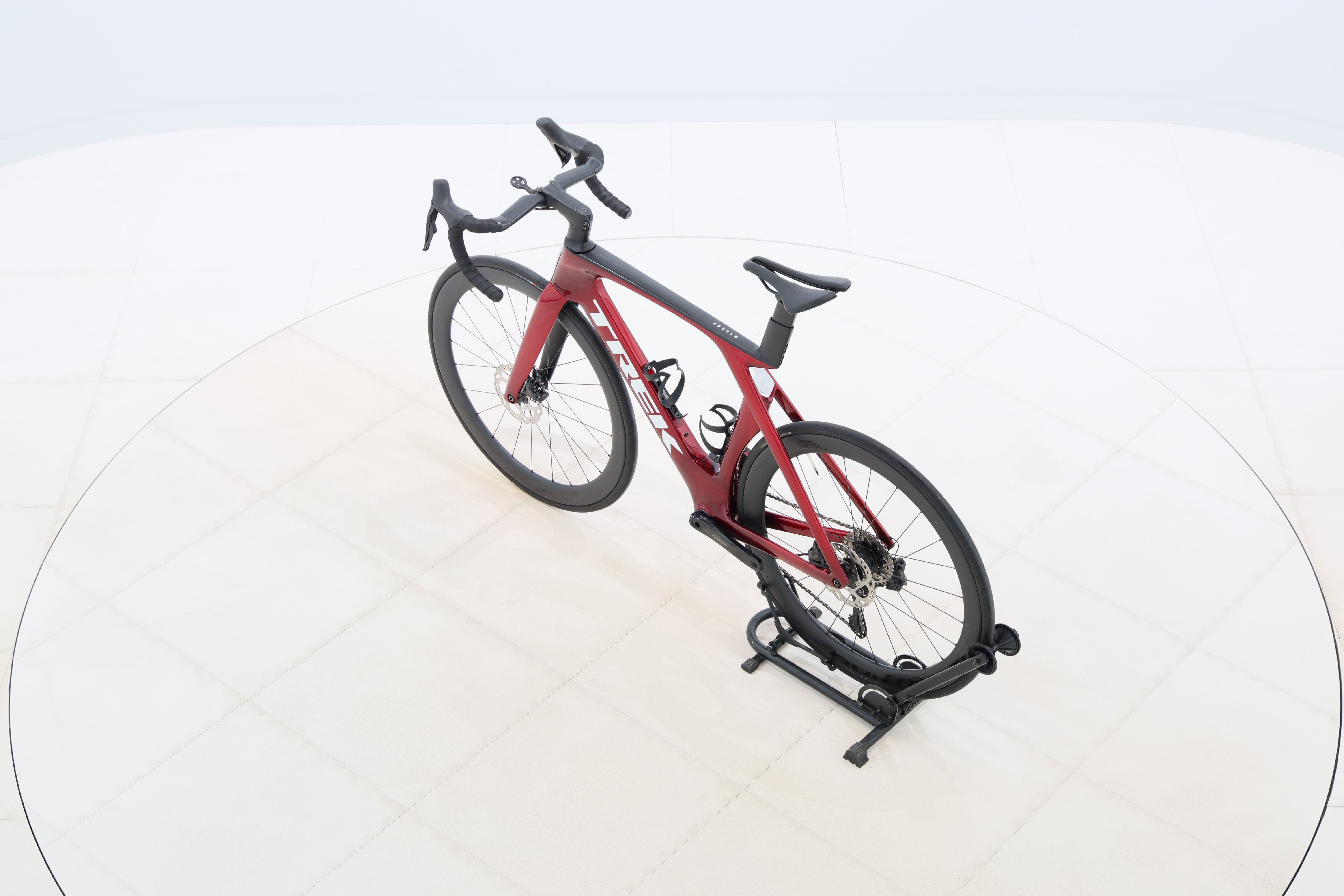 f4379a4e-122e-4103-86a5-8c3d6eeef229