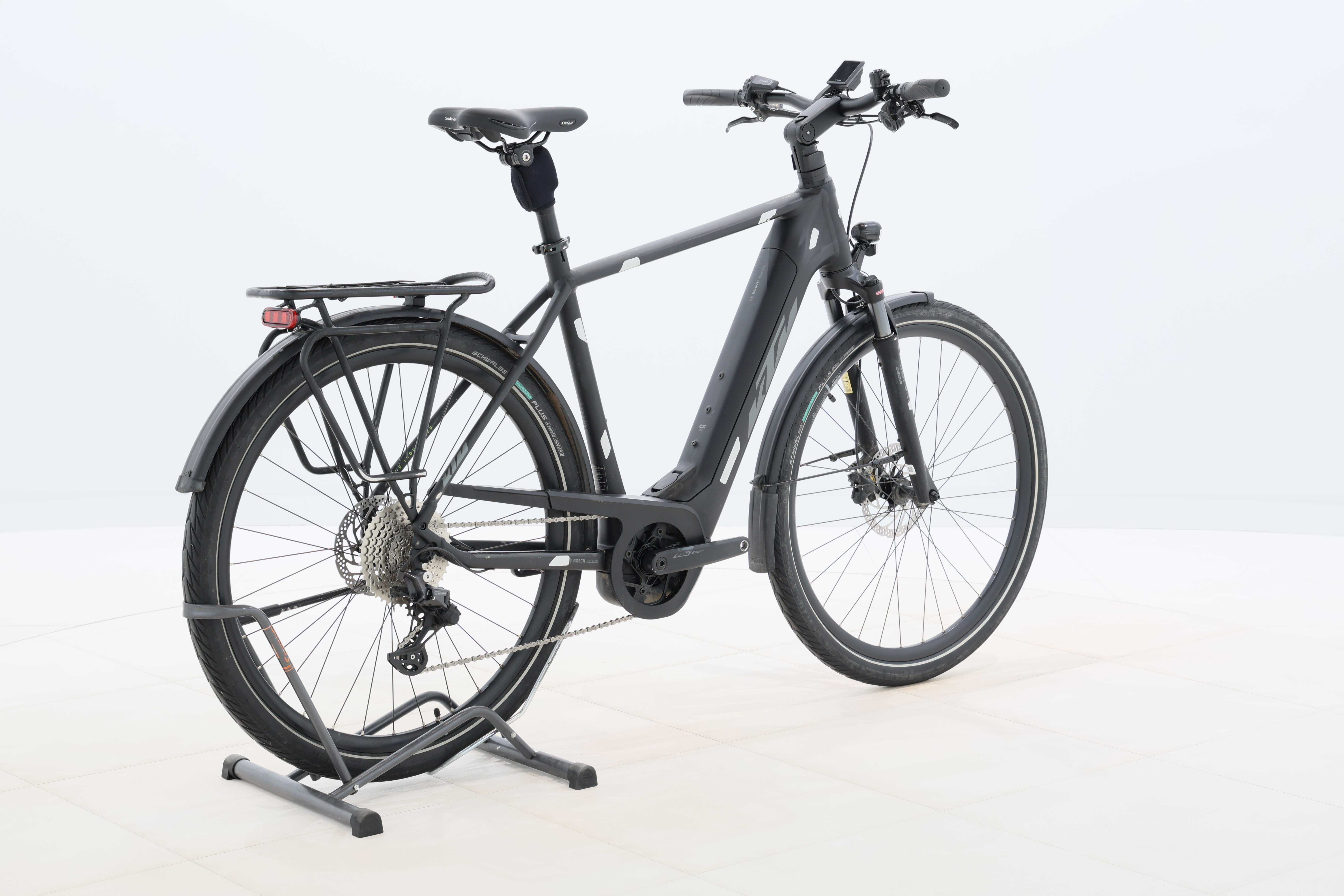 c3913f78-72d3-4fcf-a35b-ae92a108e3ae