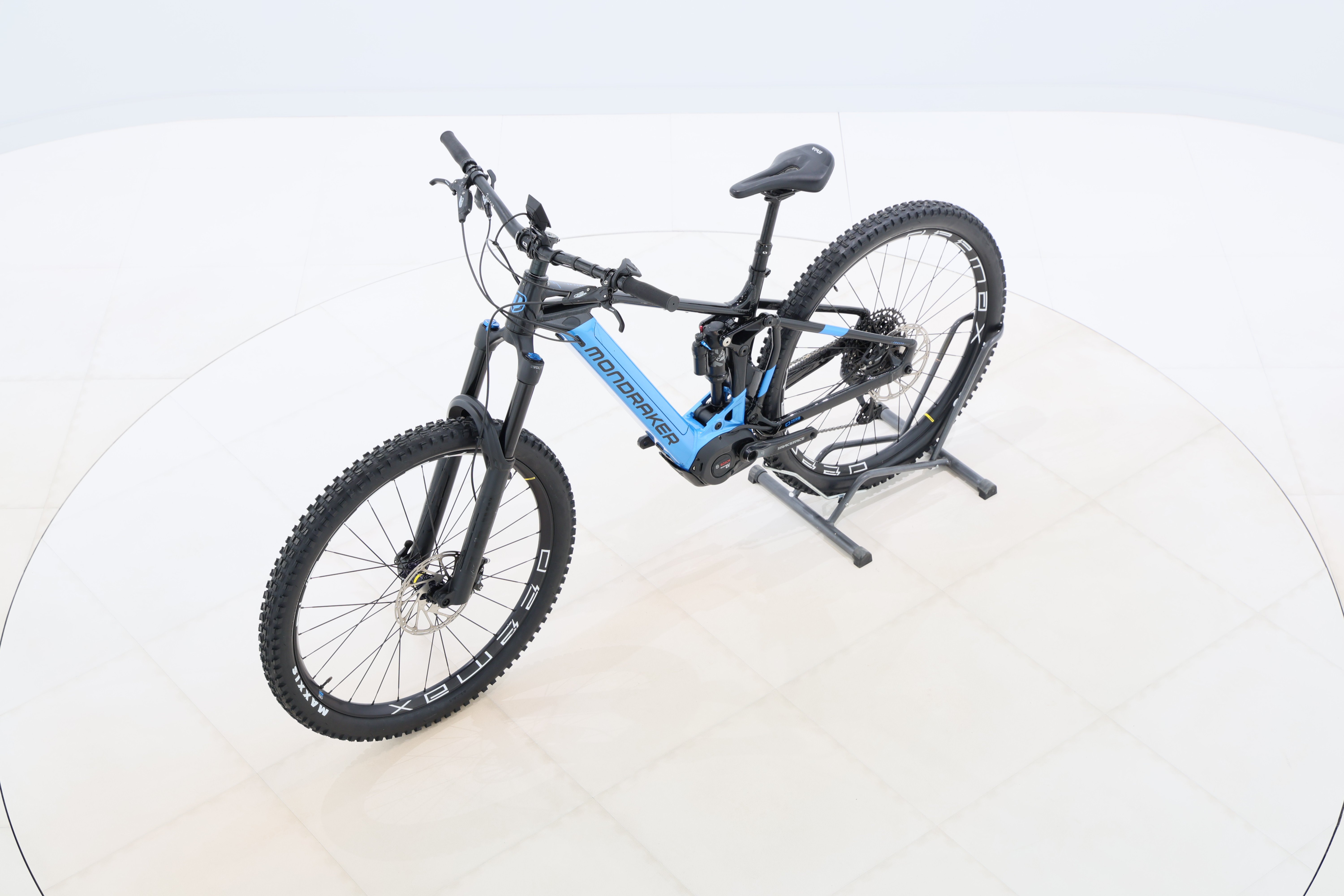 1938ab15-8a29-4631-879c-9eb6371ed3ab