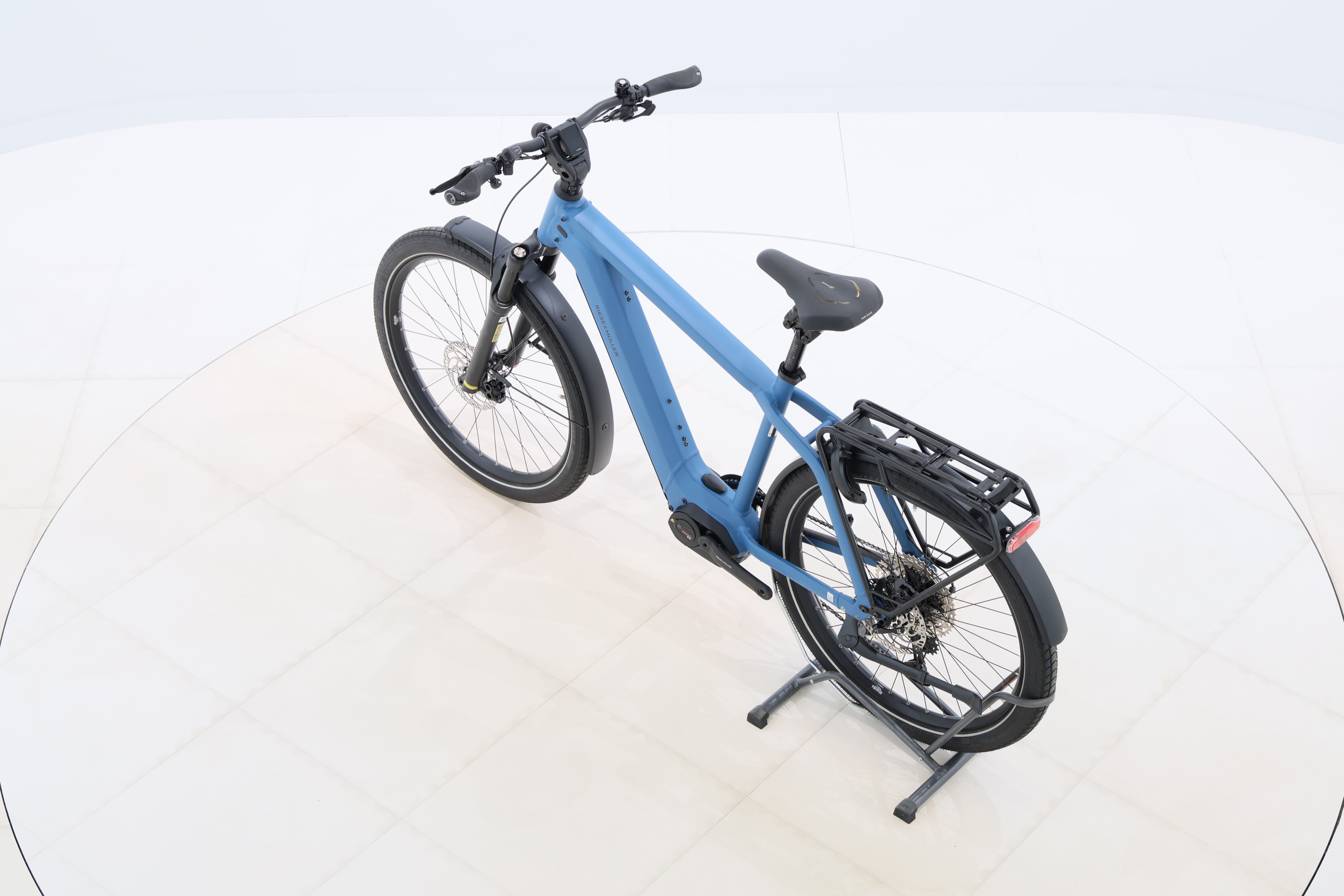 bdf270c4-25d3-421f-a6c2-ed1656078ed0