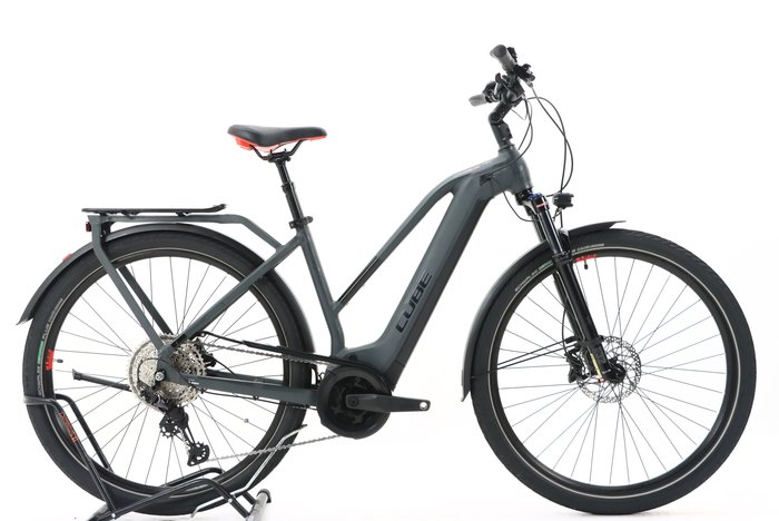 Cube TOURING HYBRID EXC 625 2022