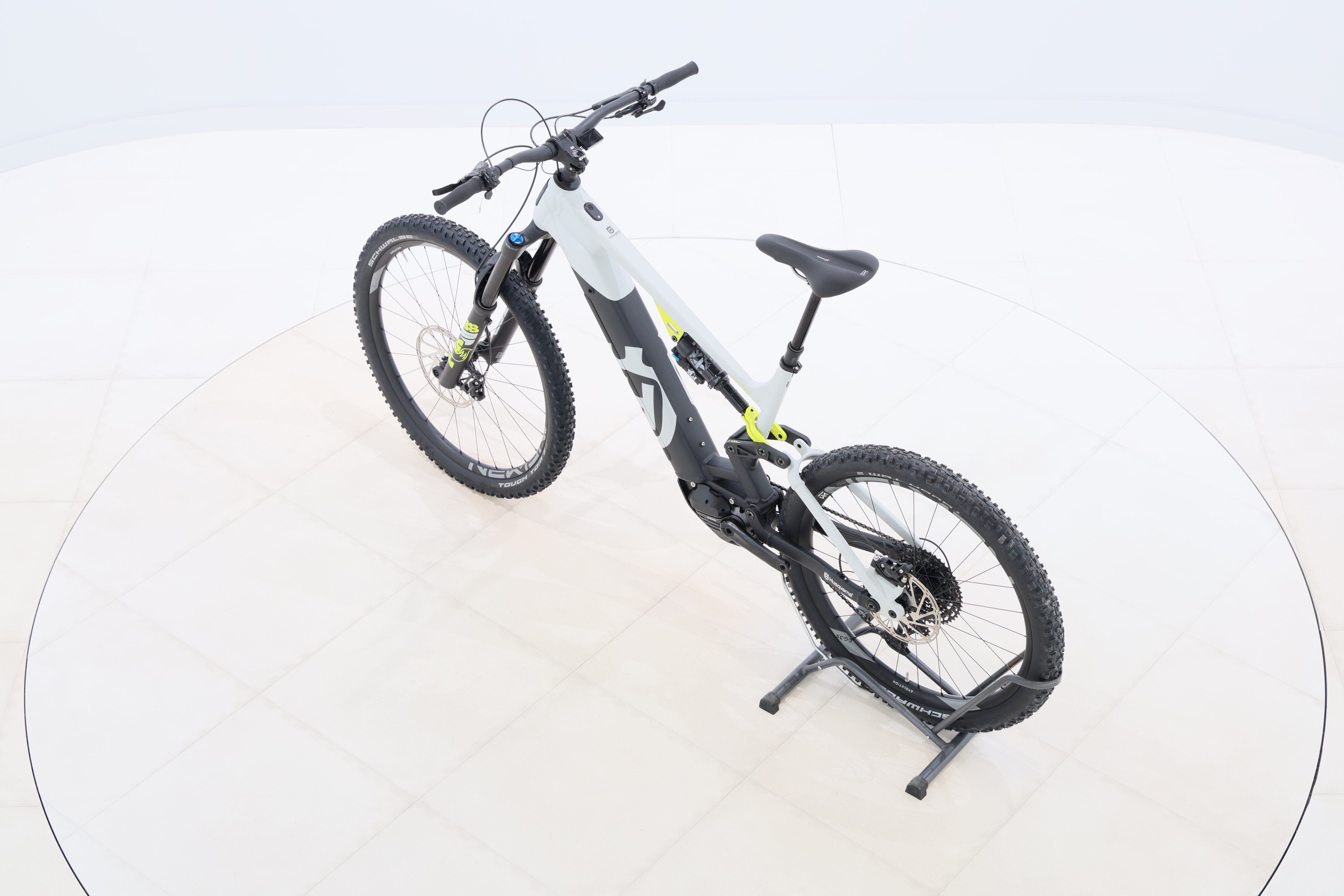 17c2dfa6-25c4-4d8f-8e07-0faee0dd3084