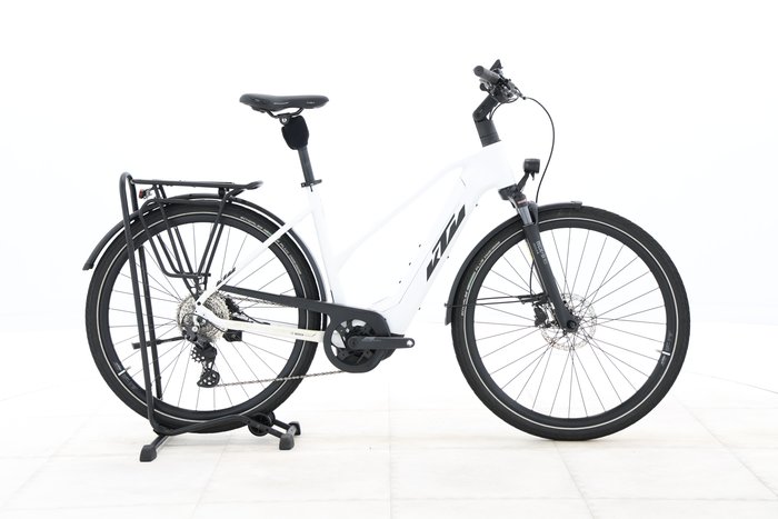 KTM CENTO 10 PLUS 2022