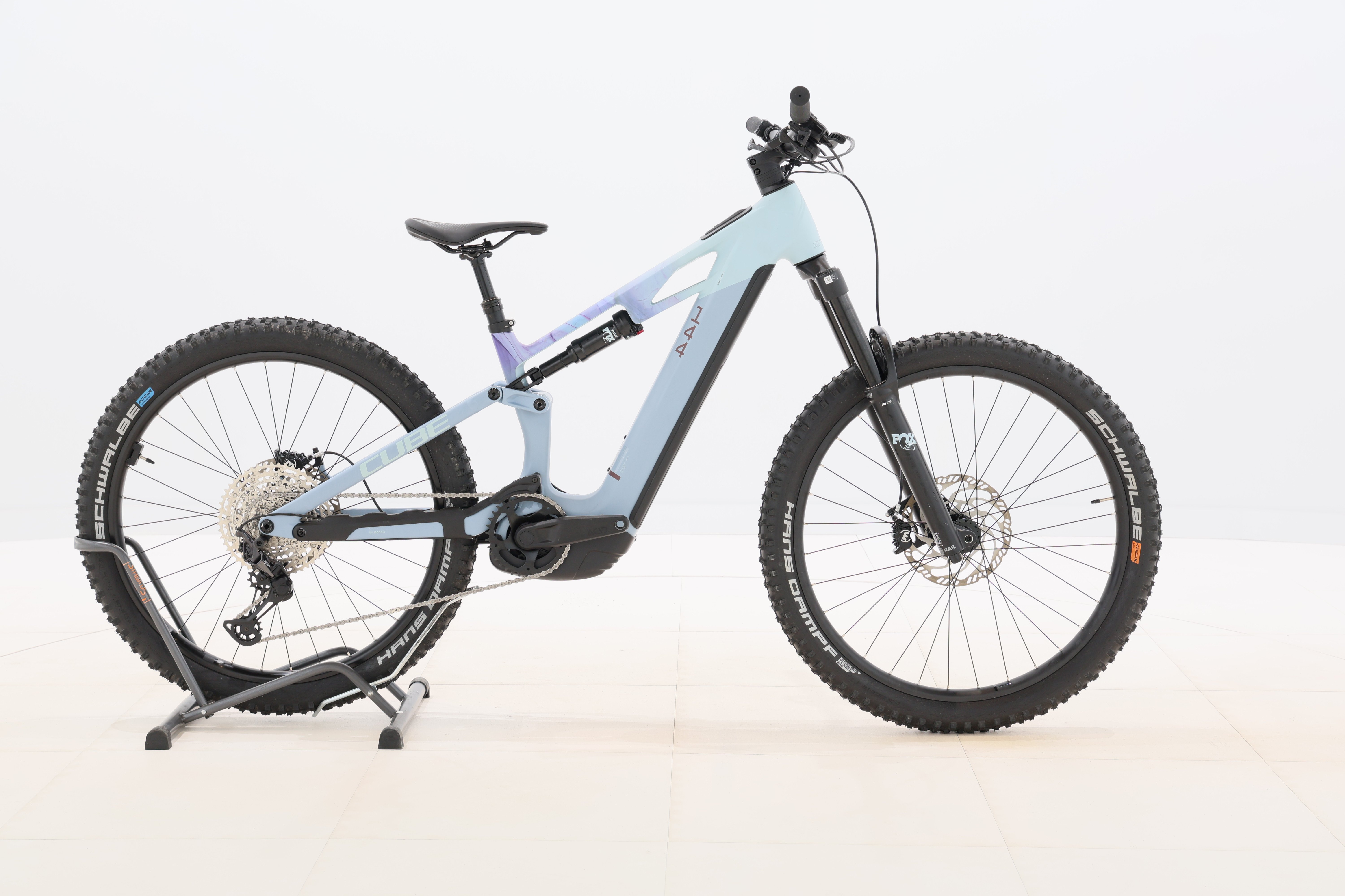 f501b635-694c-4f26-b8b9-f2ff59aa3f8b