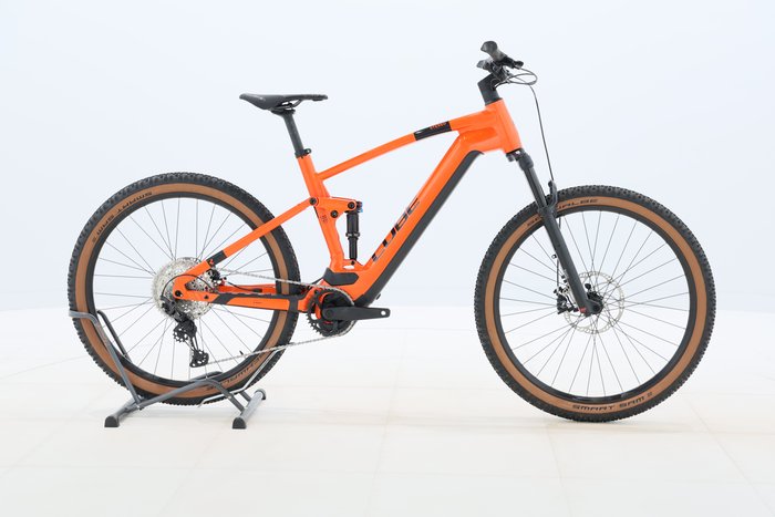 Cube STEREO HYBRID 120 RACE 750 2023