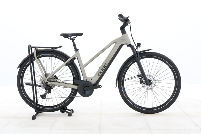 Cube KATHMANDU HYBRID PRO 750 2024
