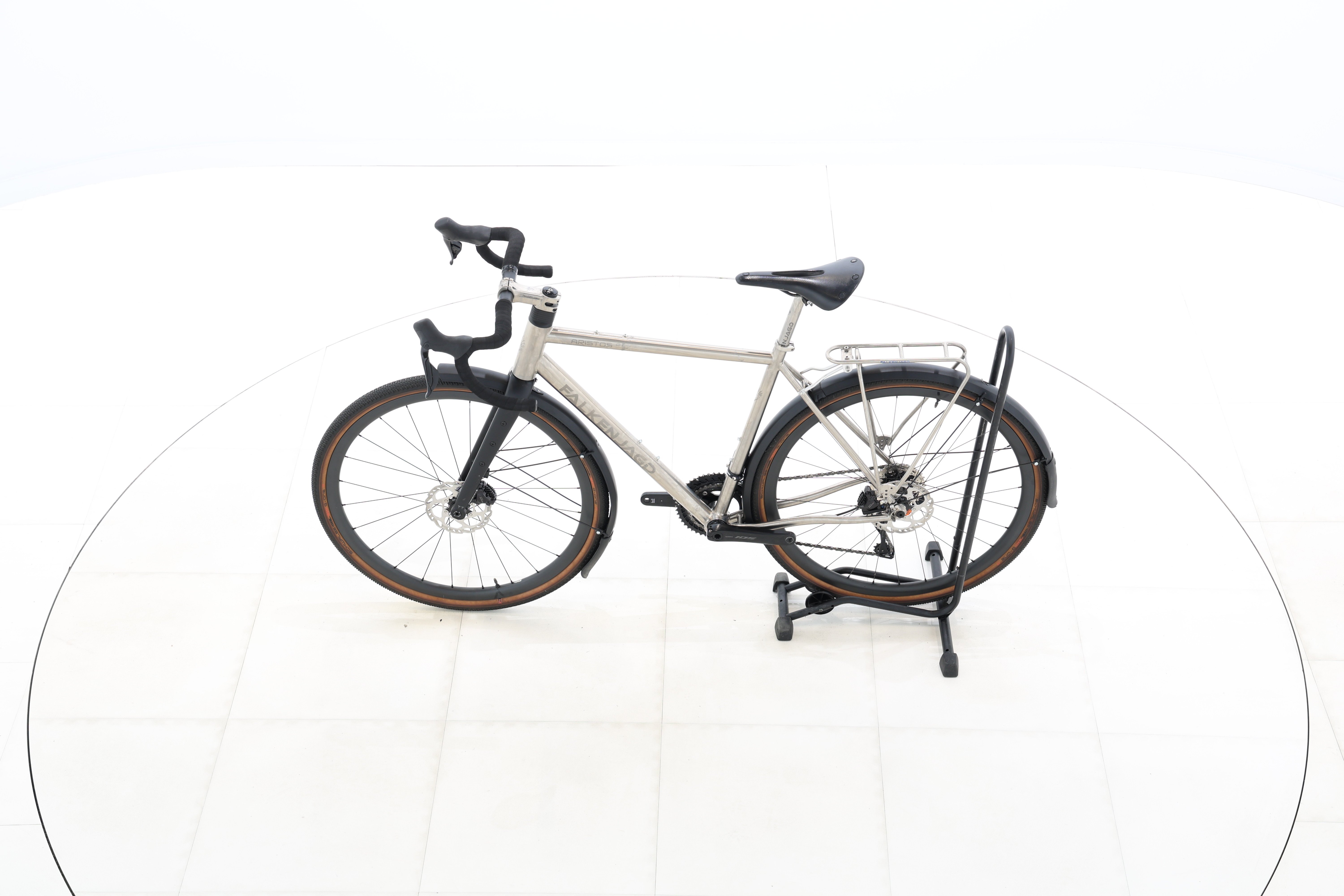 c19b3303-04c2-4c8b-a52d-60f694d46895