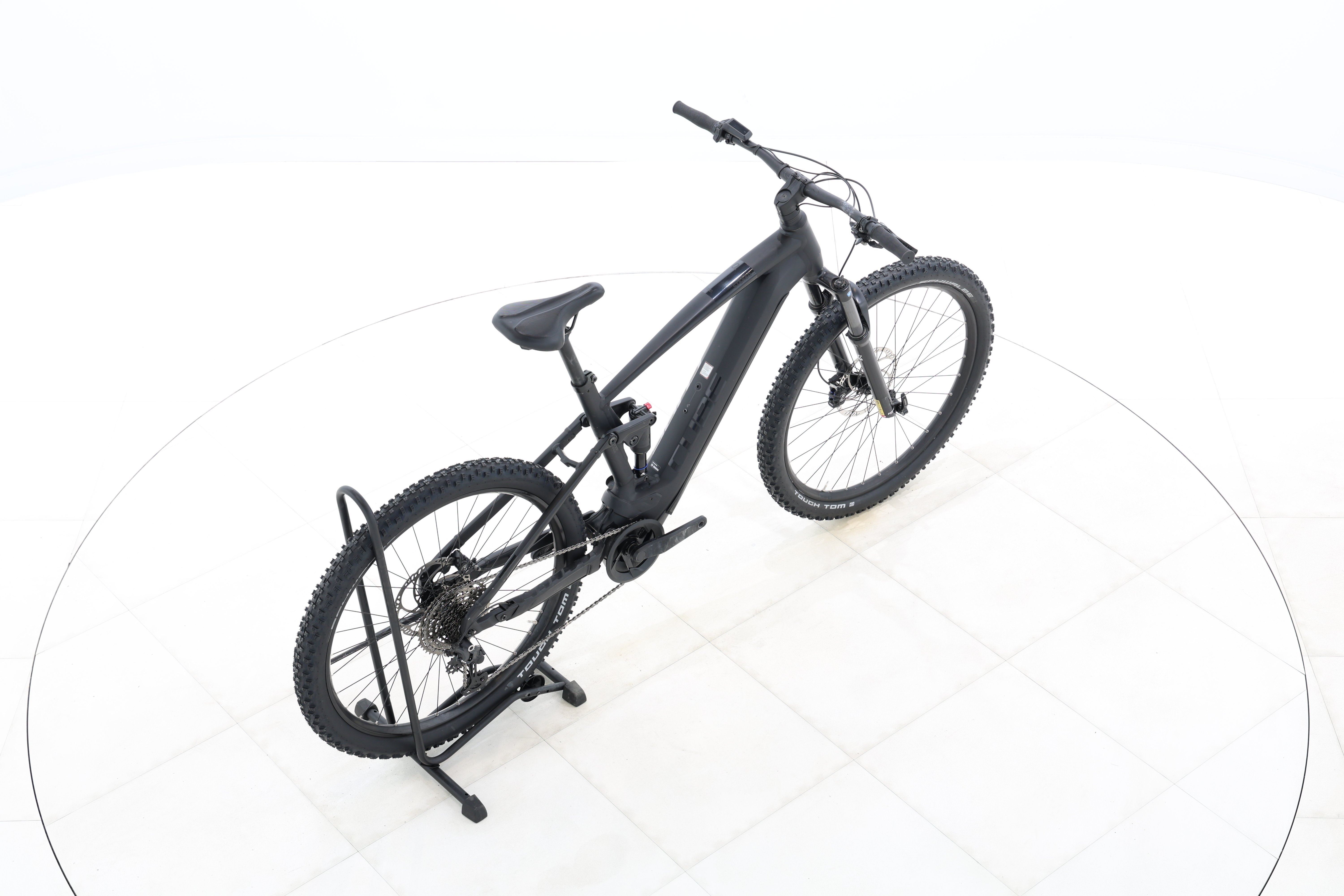 a6f00c0a-7eb5-4871-8a97-52b9b5976dc7