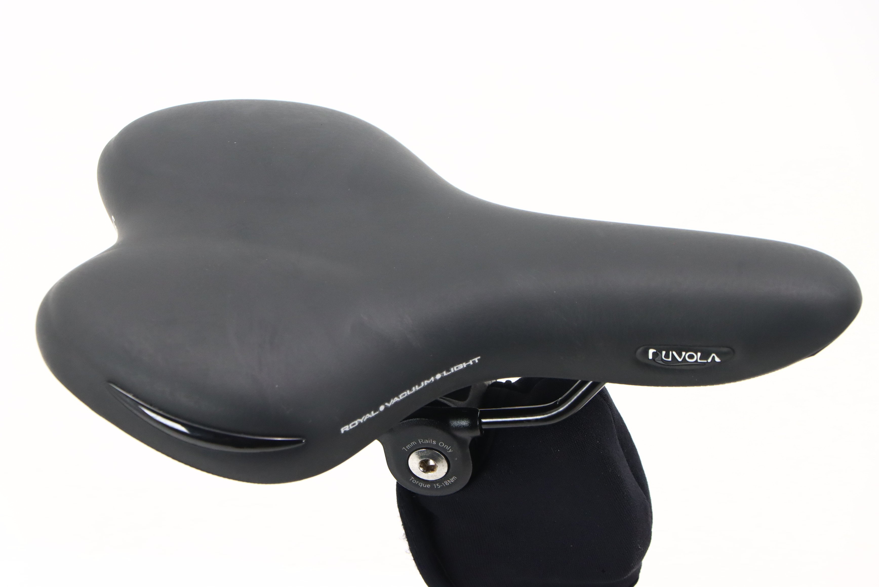 b6e5f9e7-1dc2-438b-8093-8f62a46db658