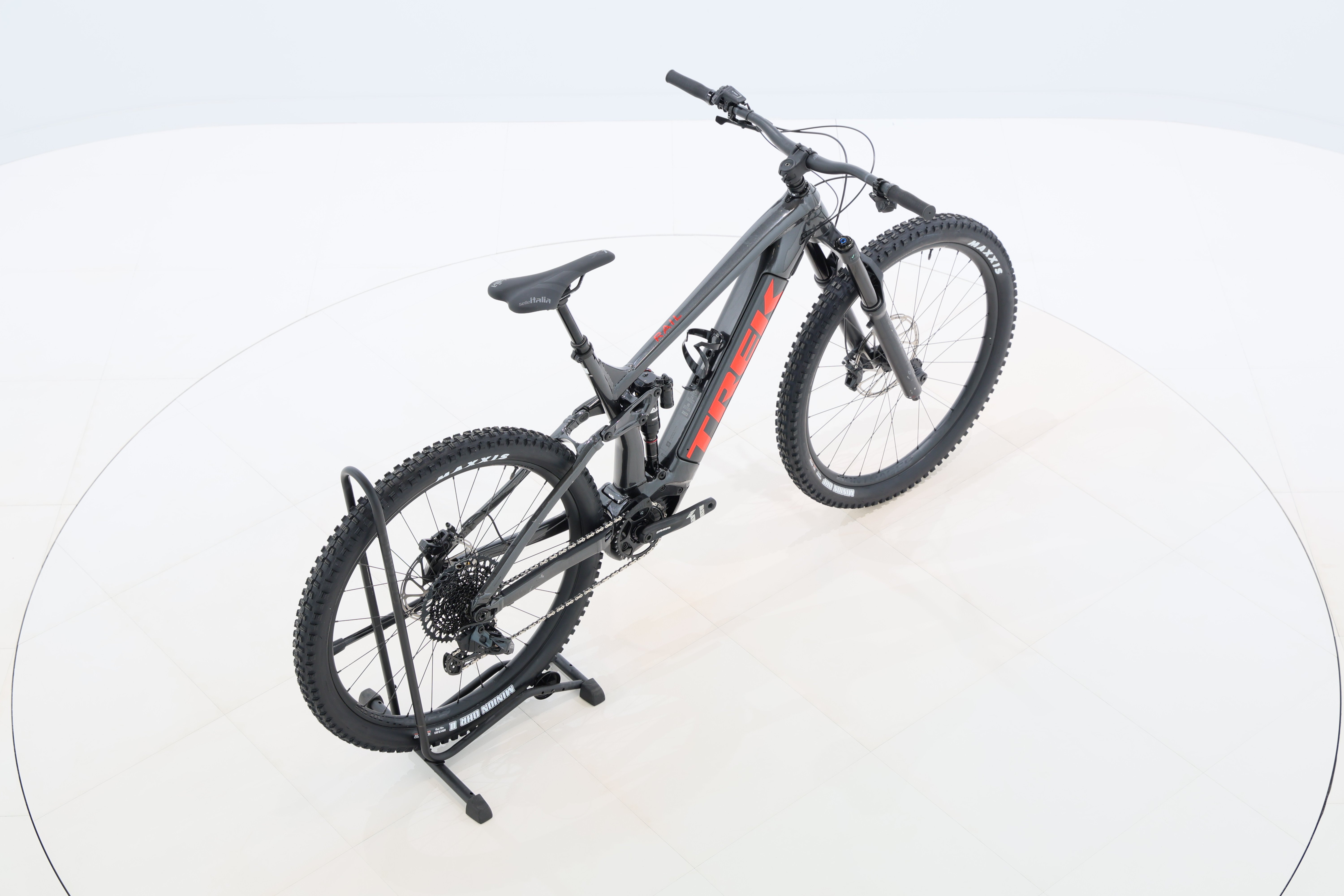 74e63a09-3563-438a-b11f-c03dda8e1313