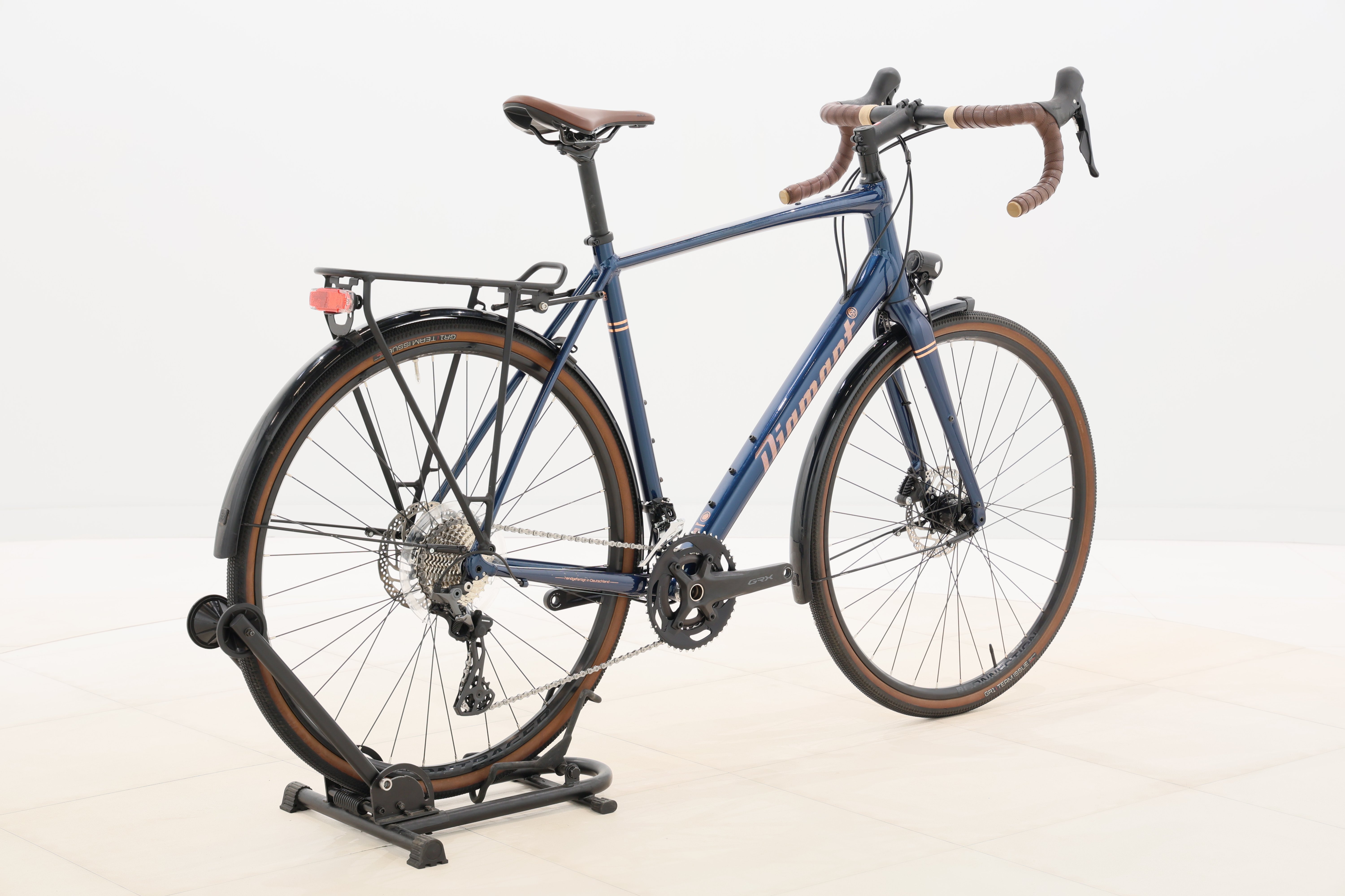 792f2555-db9d-4567-a7a7-e8ea970f14a8