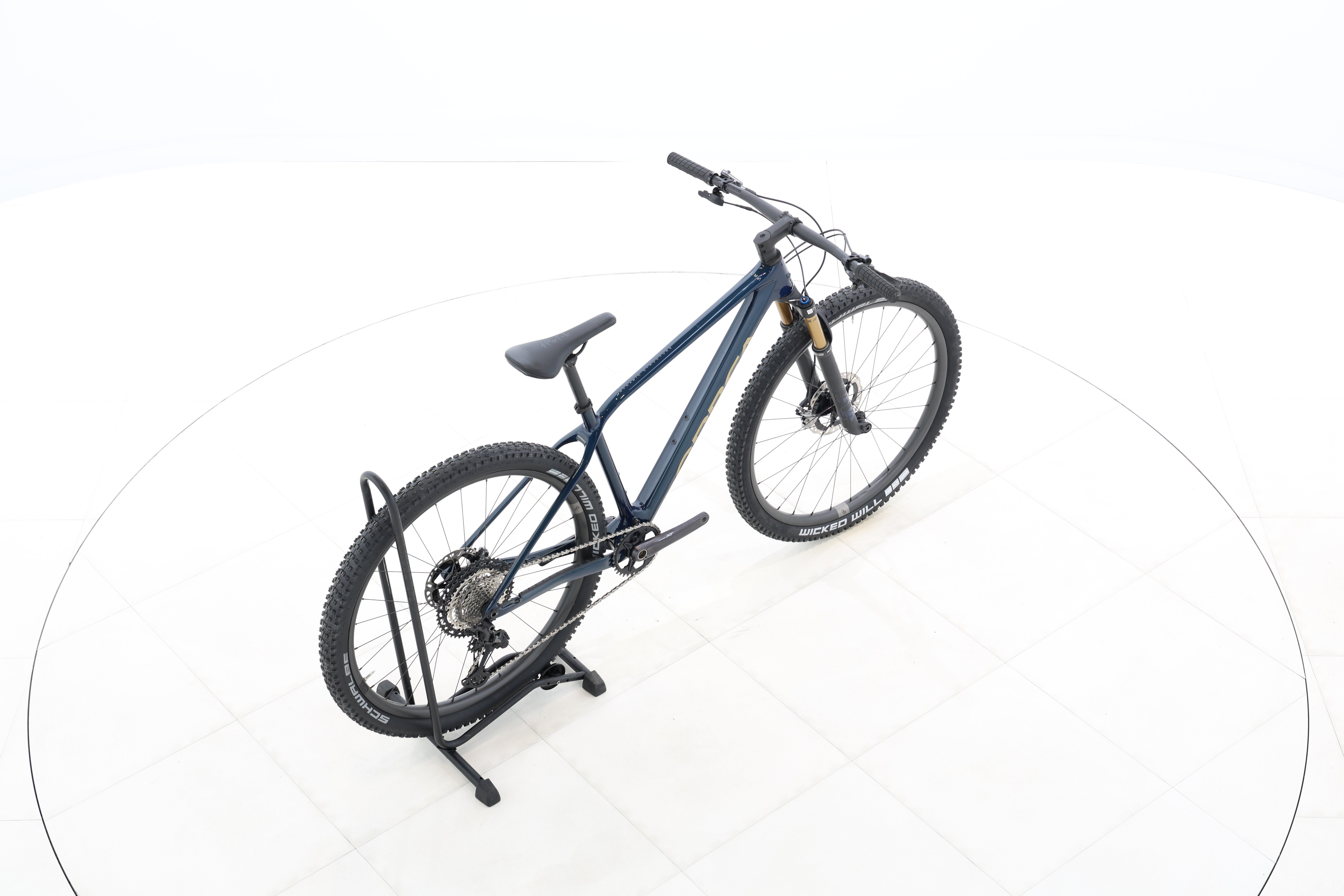 22f9cbdb-9218-47f2-b1e5-f09e1ed06f82