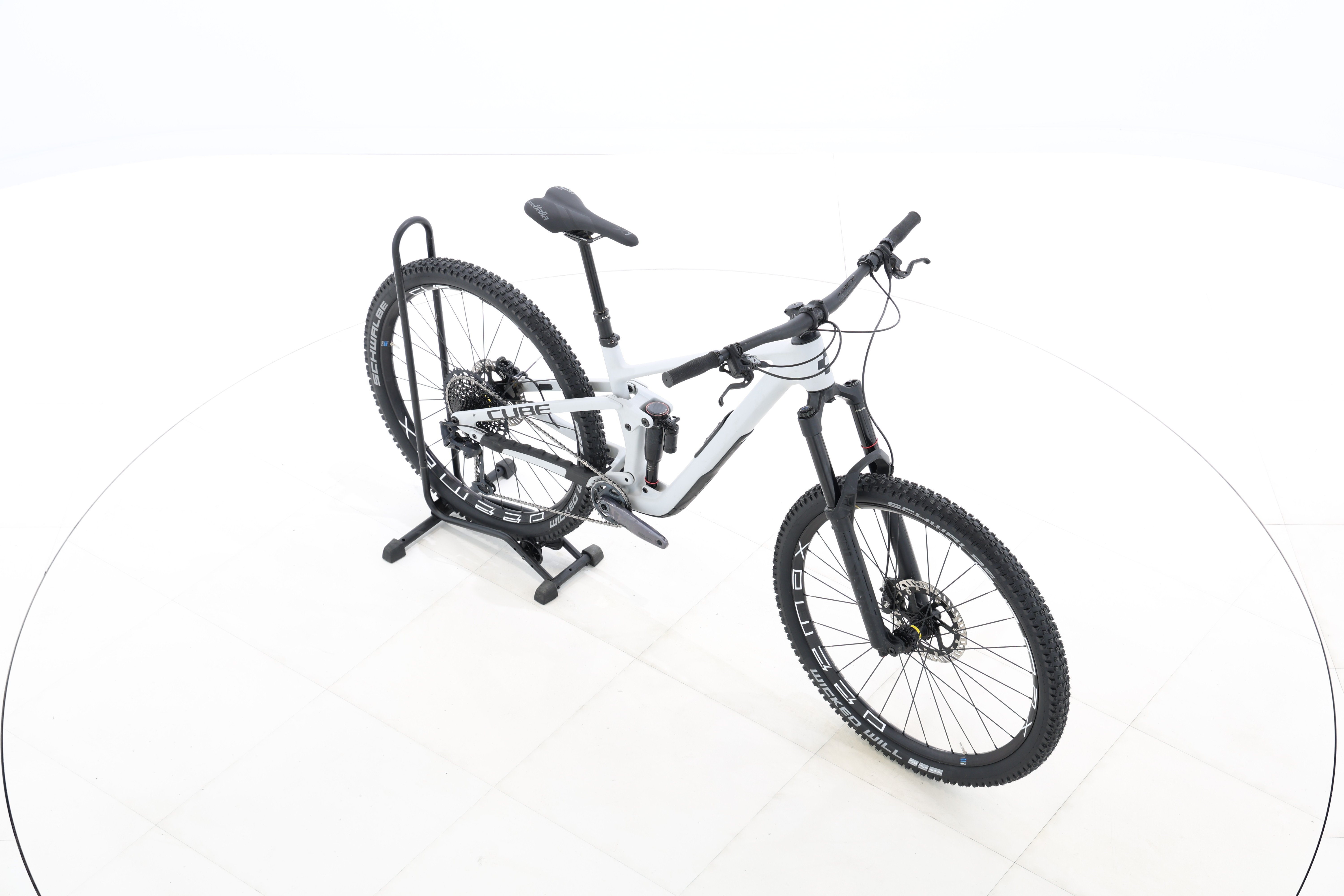 01e8eb31-a2a7-4c18-b421-8070cbb4e4b4