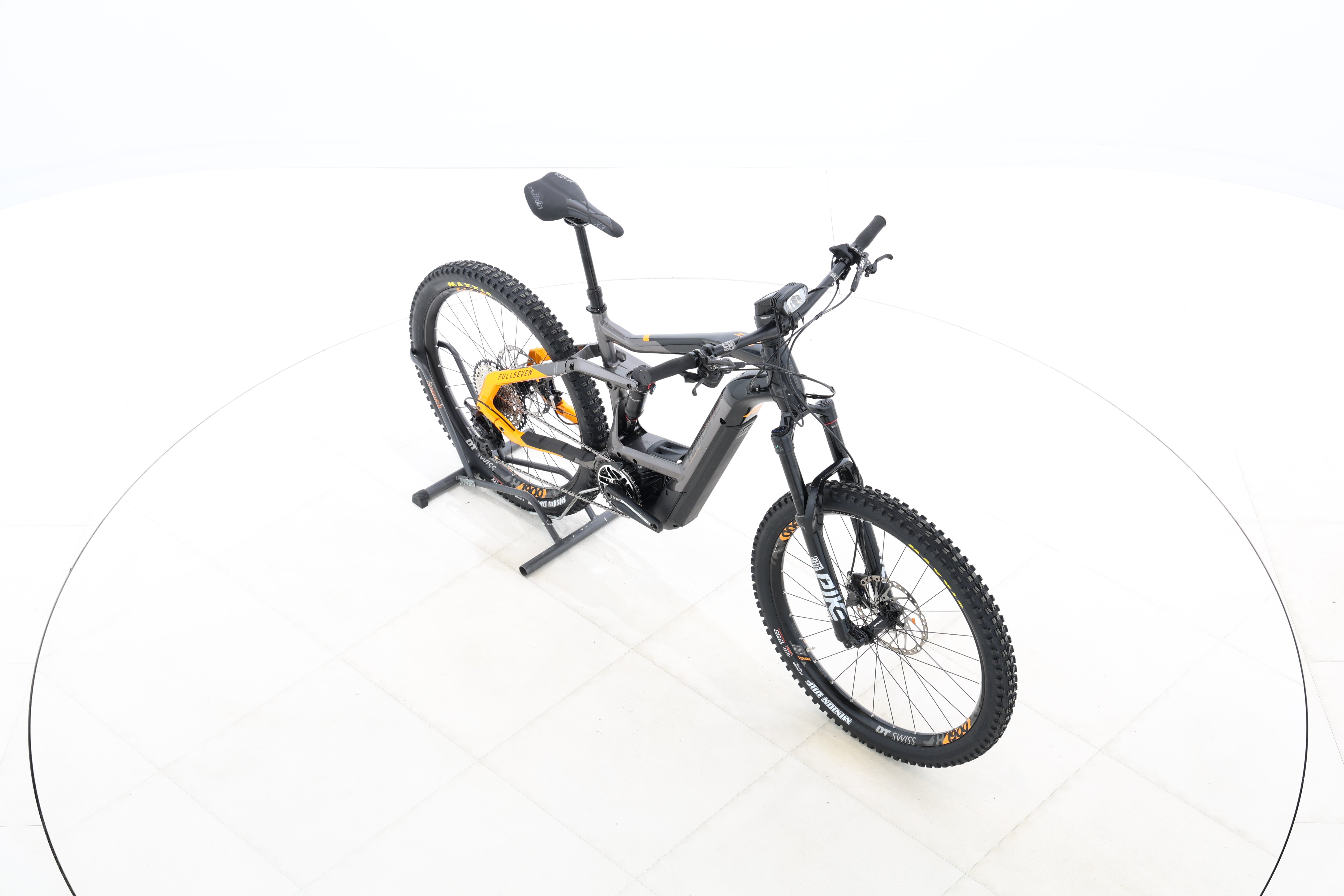 634c9989-ce48-4dda-b8de-ba4972871669