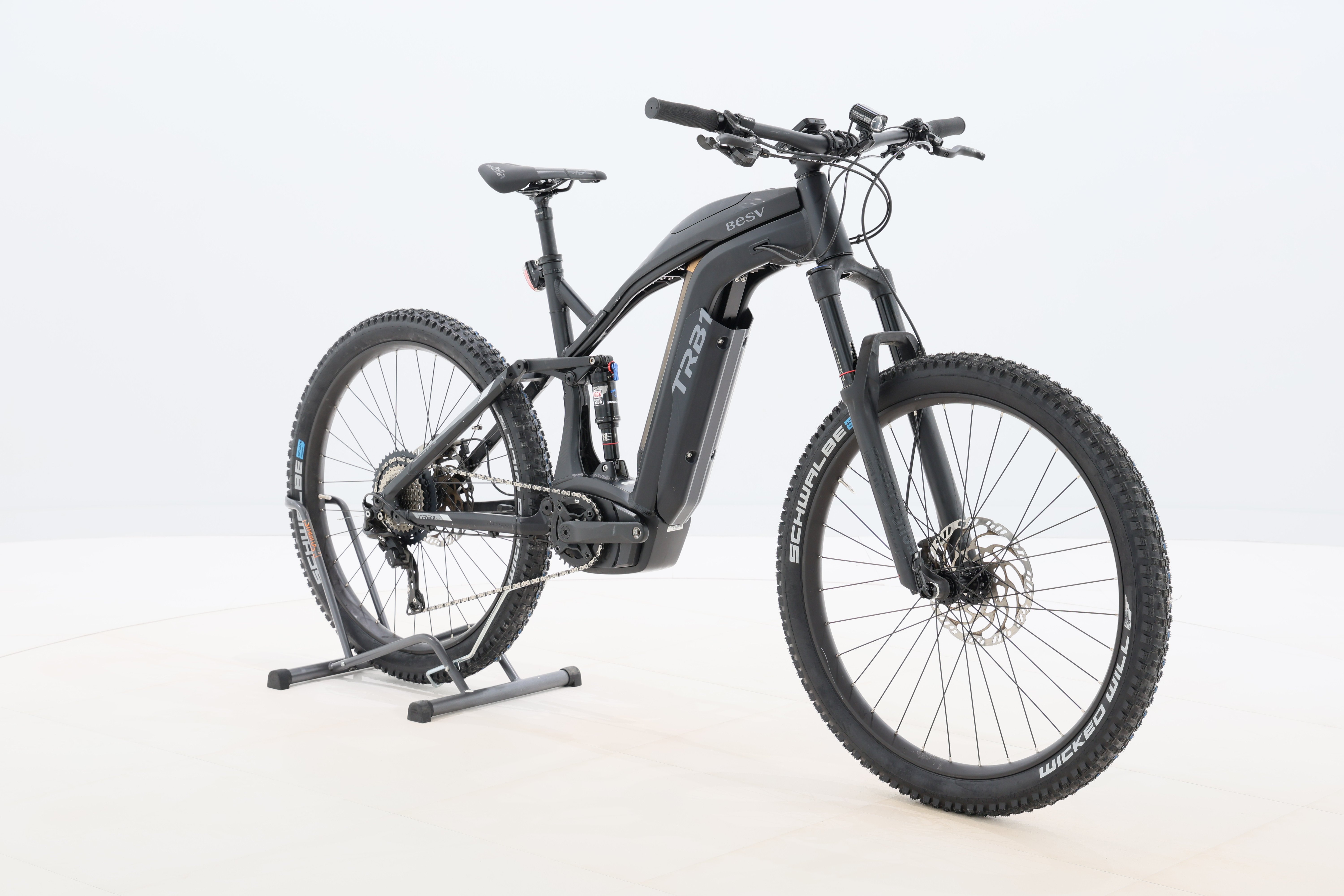 c4def468-fb23-40b1-93e9-434f9015bc37