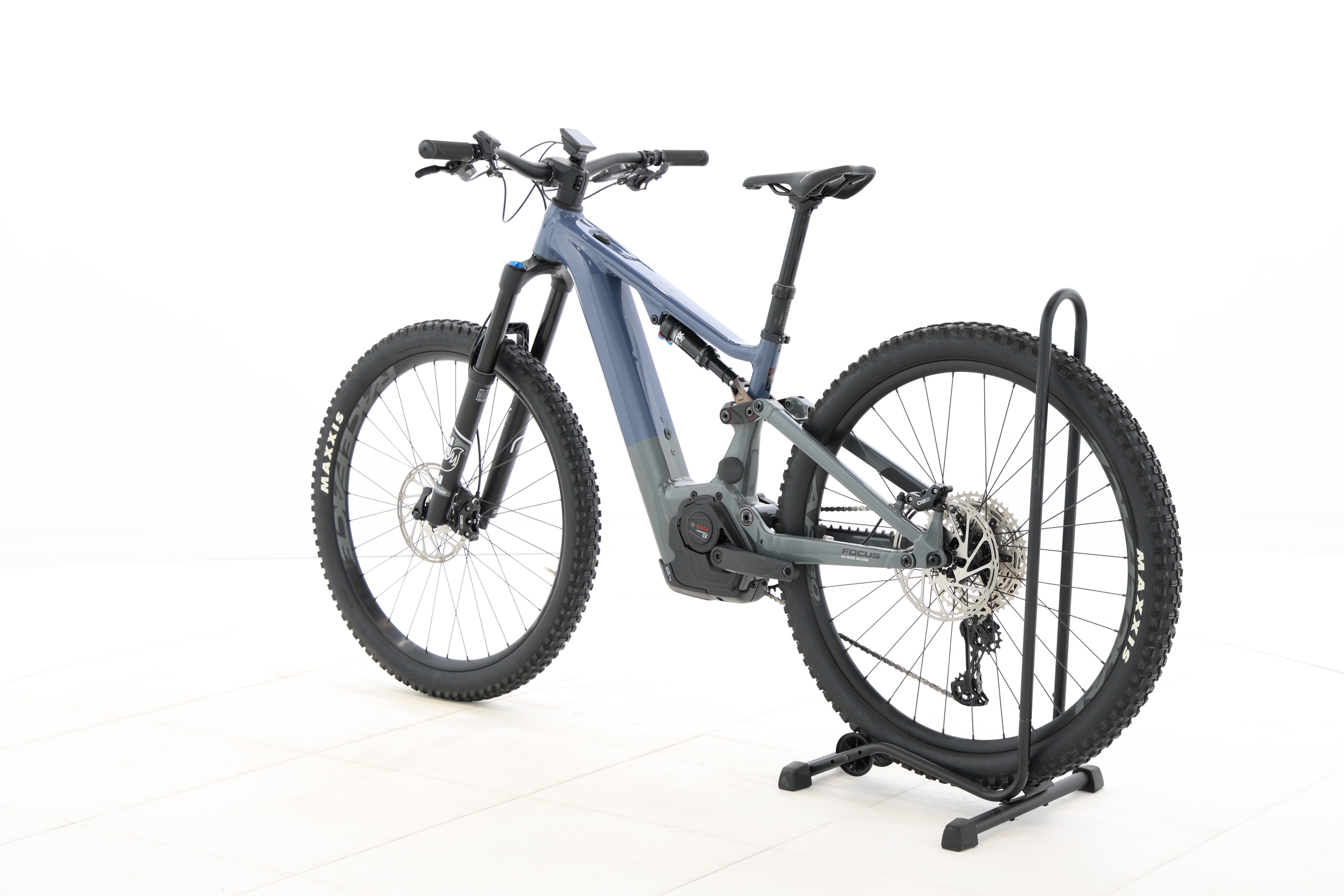 921adc8a-2d3d-4c35-af86-ba055613ef92