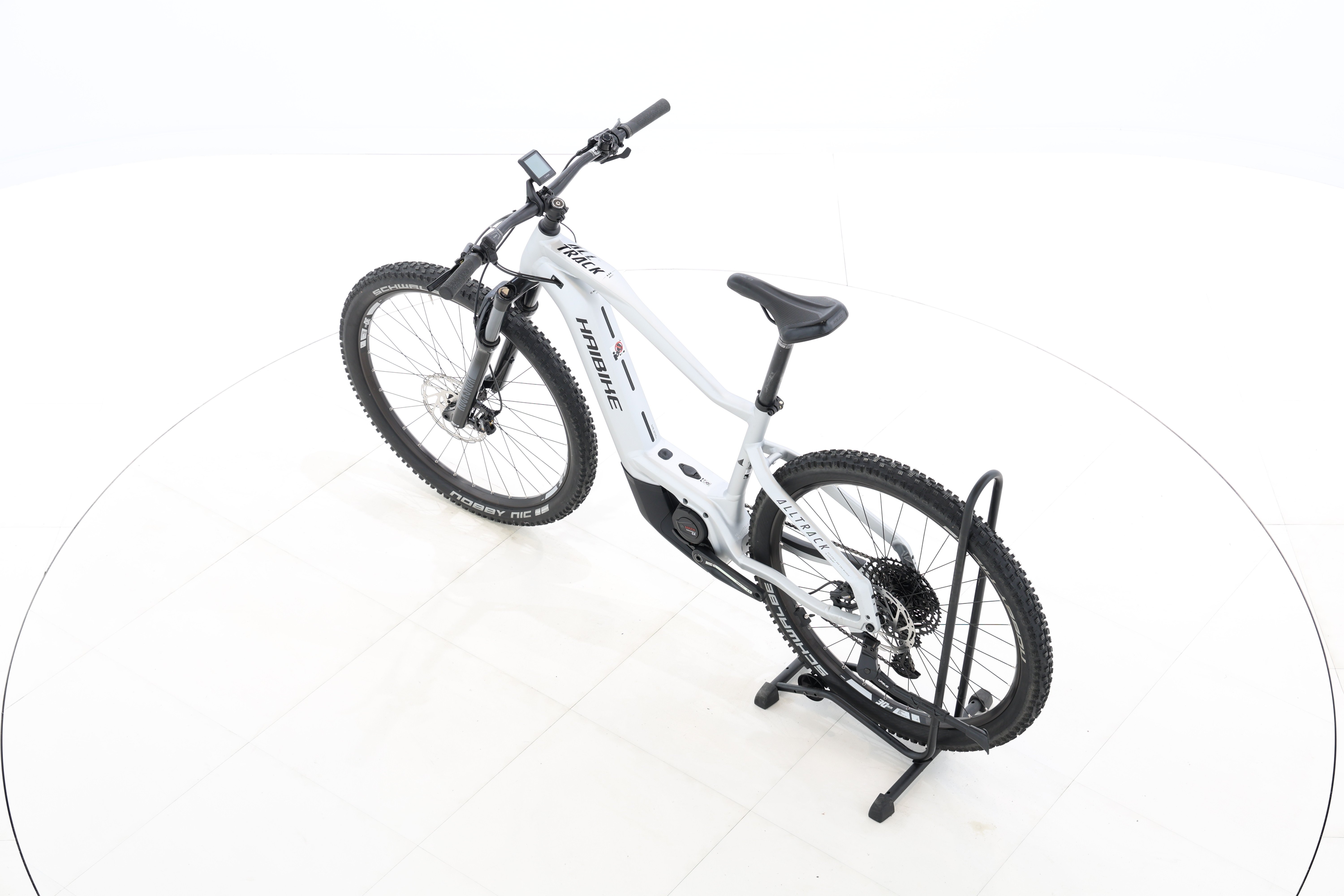 aba24b68-25c1-4330-ba2c-112ae340b8bf