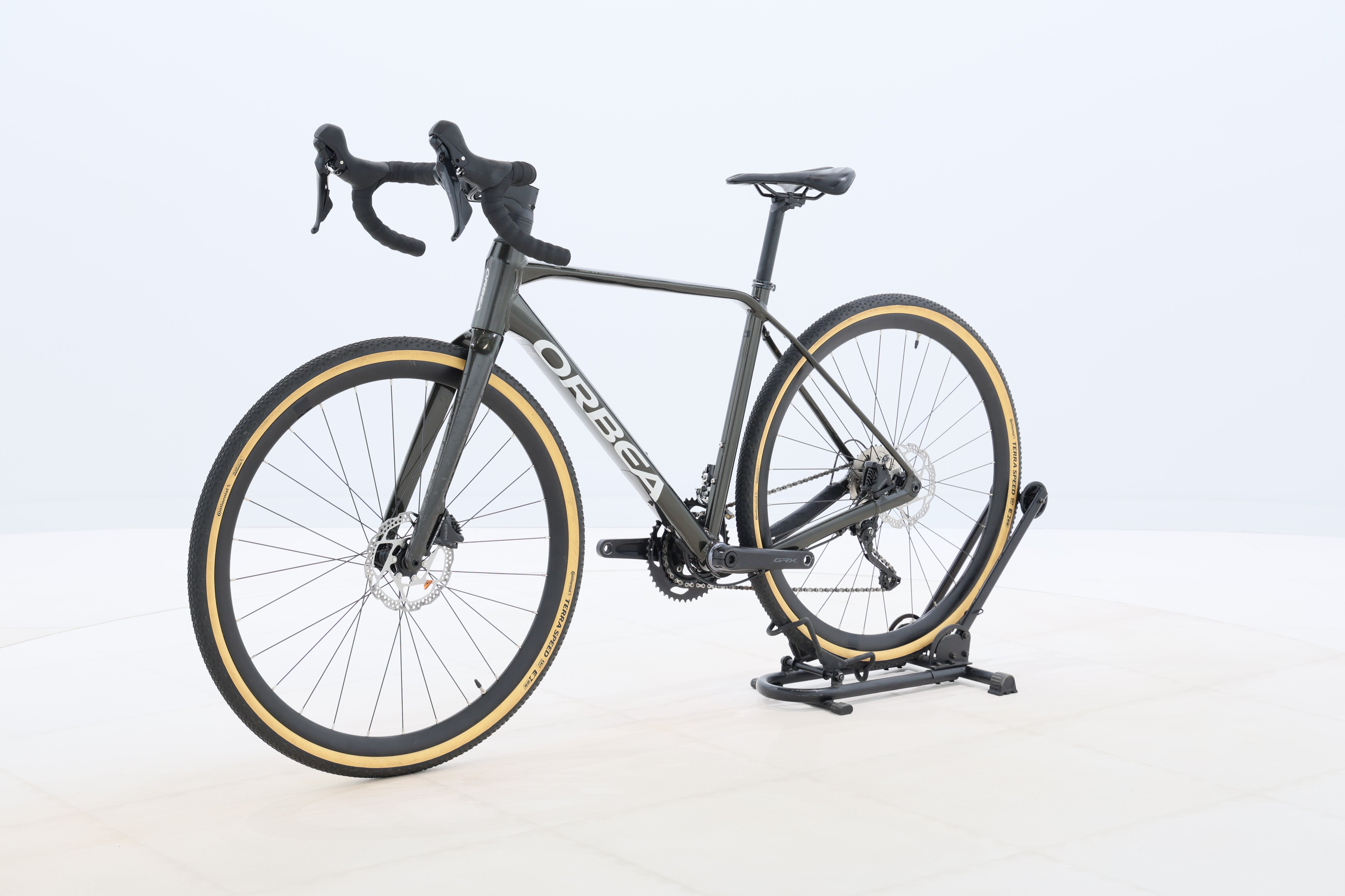 12b278f2-44f7-448c-a87d-737e19f70606