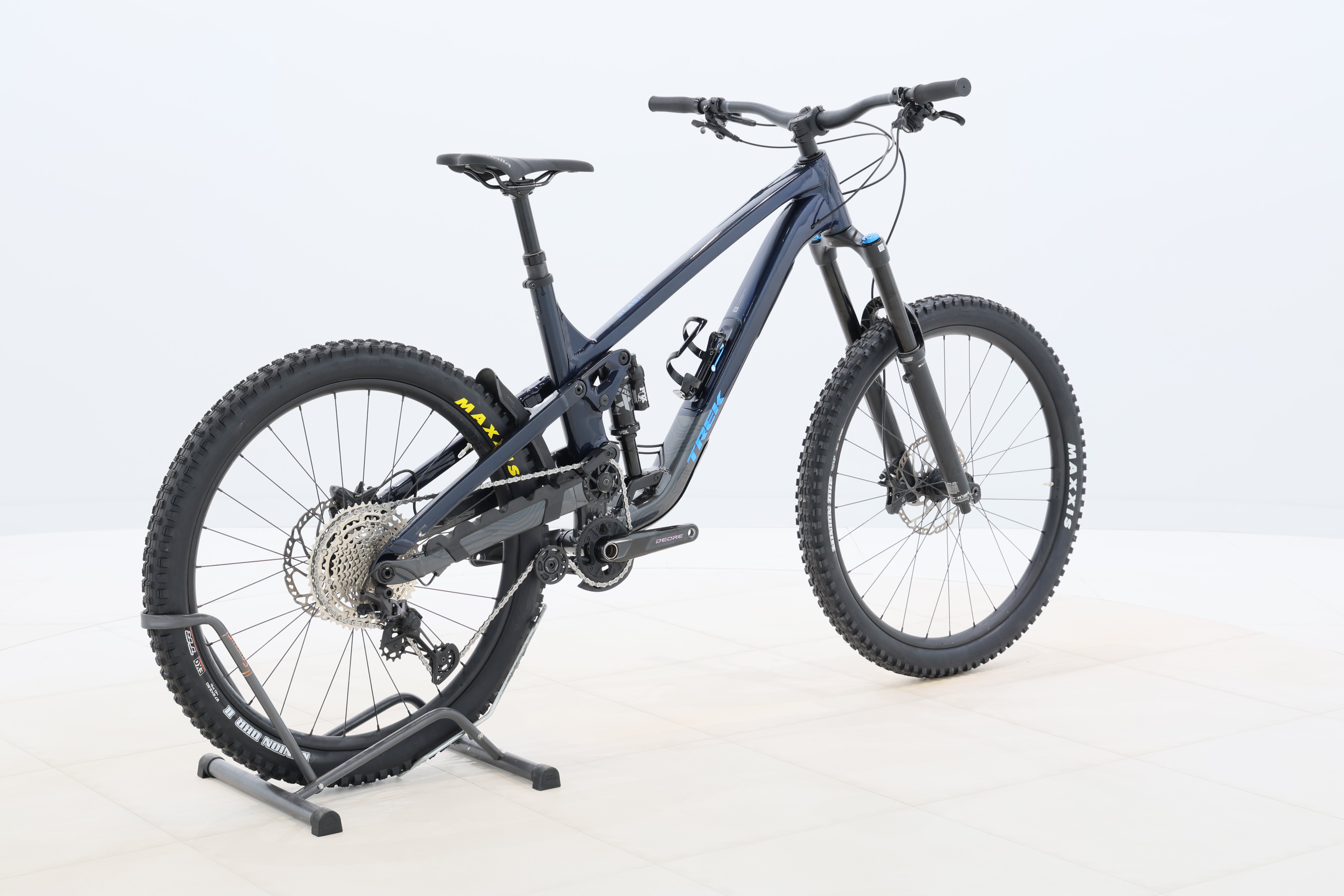 4c5f7045-4e77-4db1-ae4a-d780a3517f9a