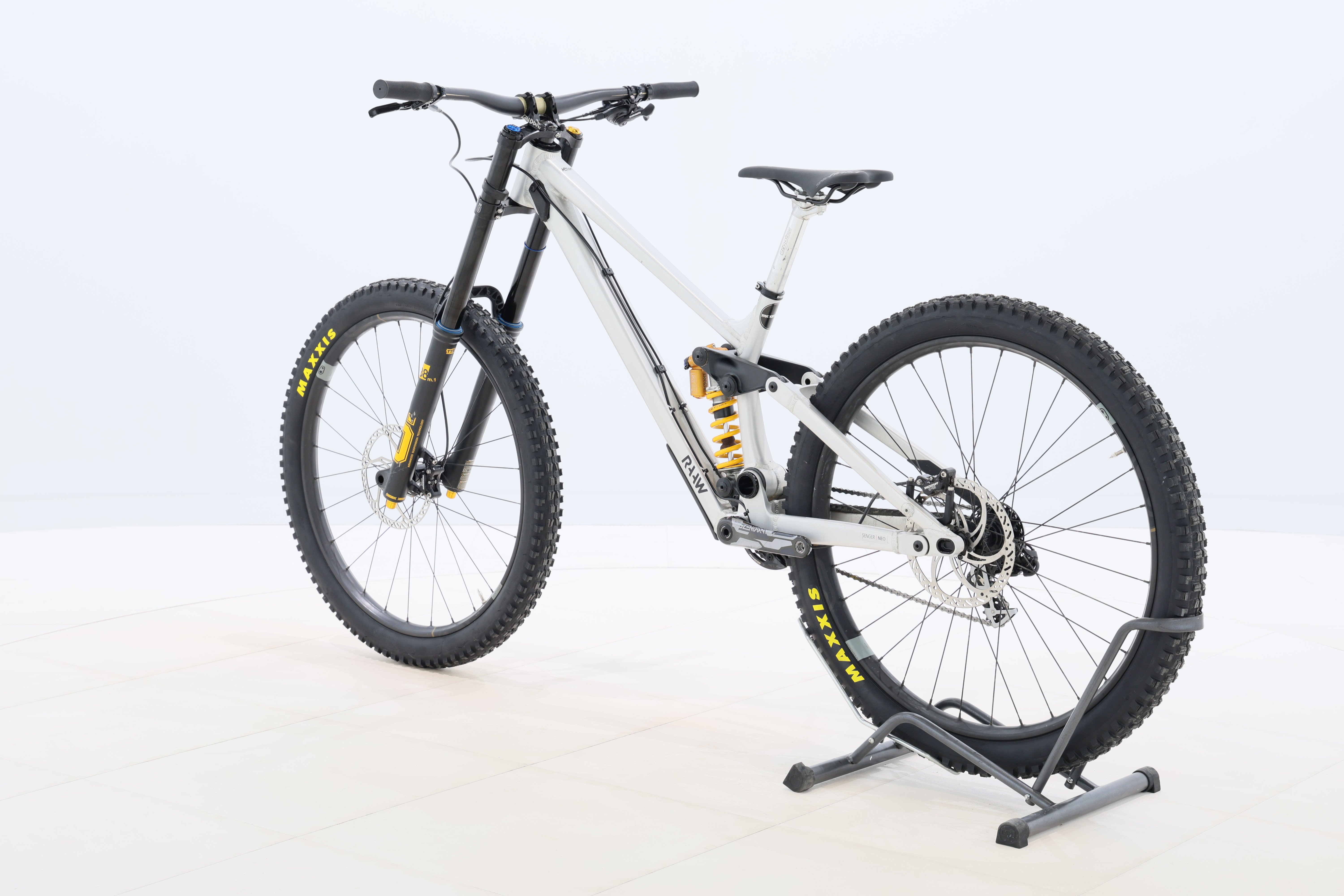 0e1e666e-5414-4926-b85d-8d81e0bfa6bb