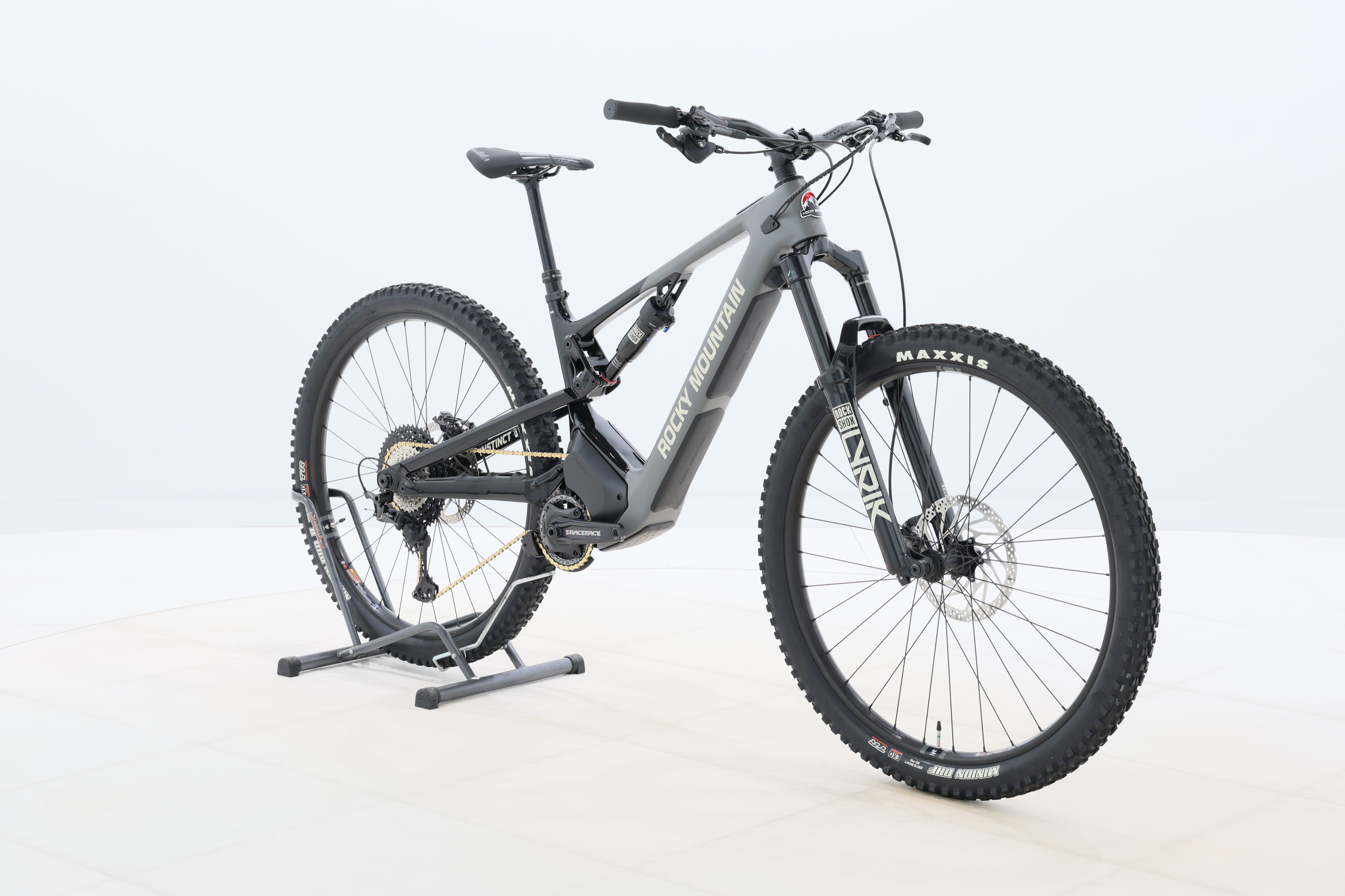 207667f9-edbd-4c2e-bc54-32c9f7ae893b