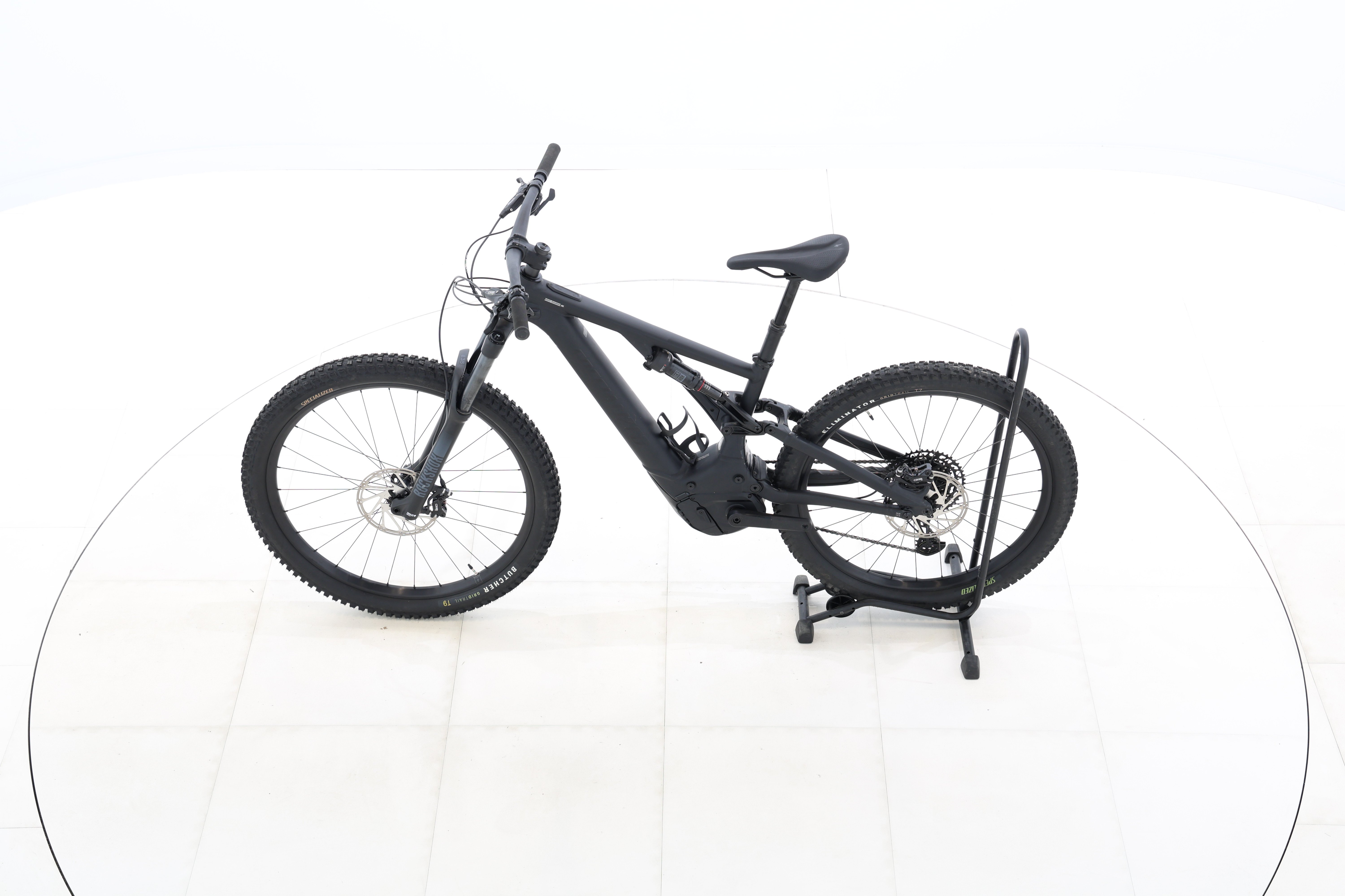 6f4186d1-b98c-4880-96d7-7a3259052d74