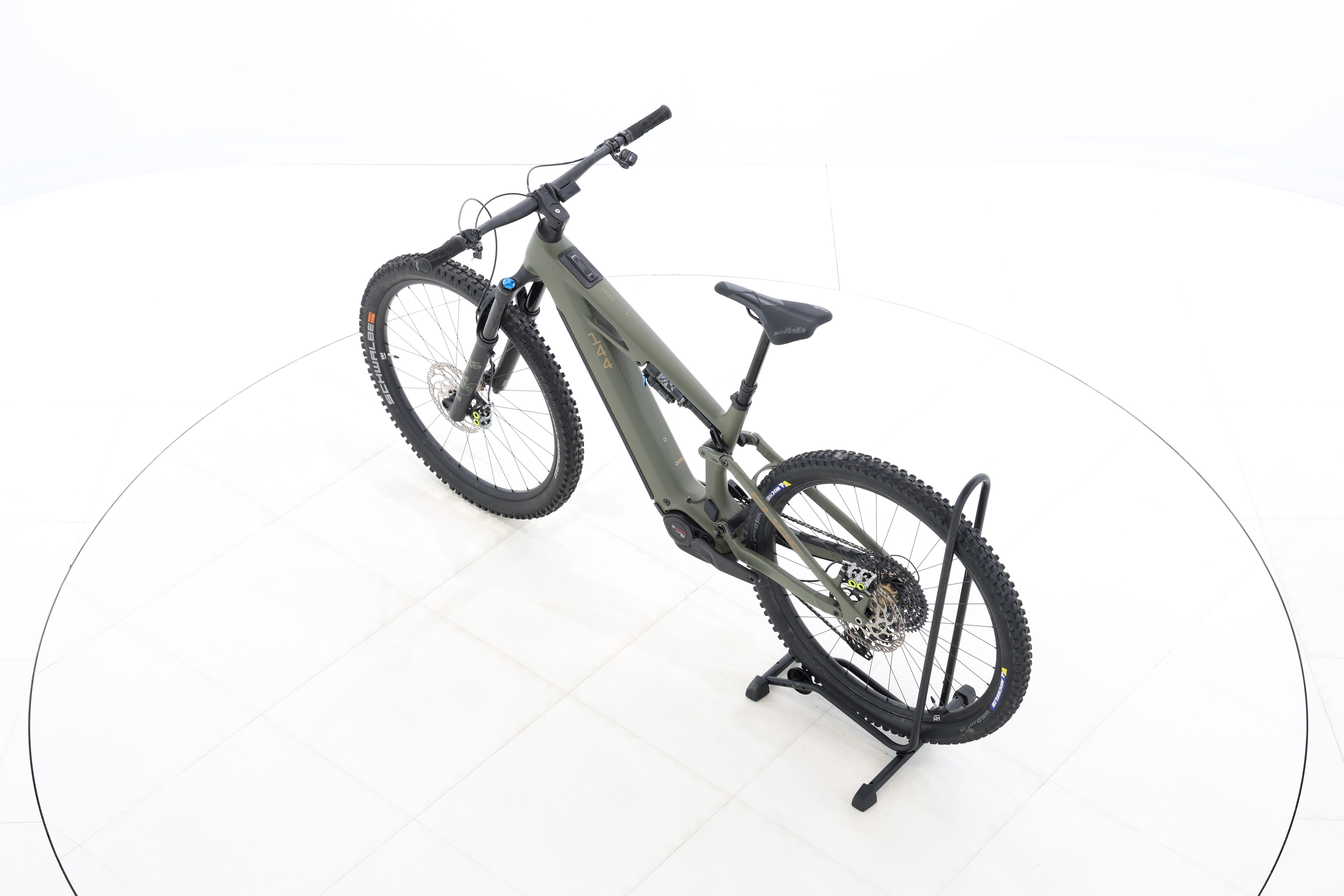 9f7cc744-a292-441c-a261-f920f048c96c