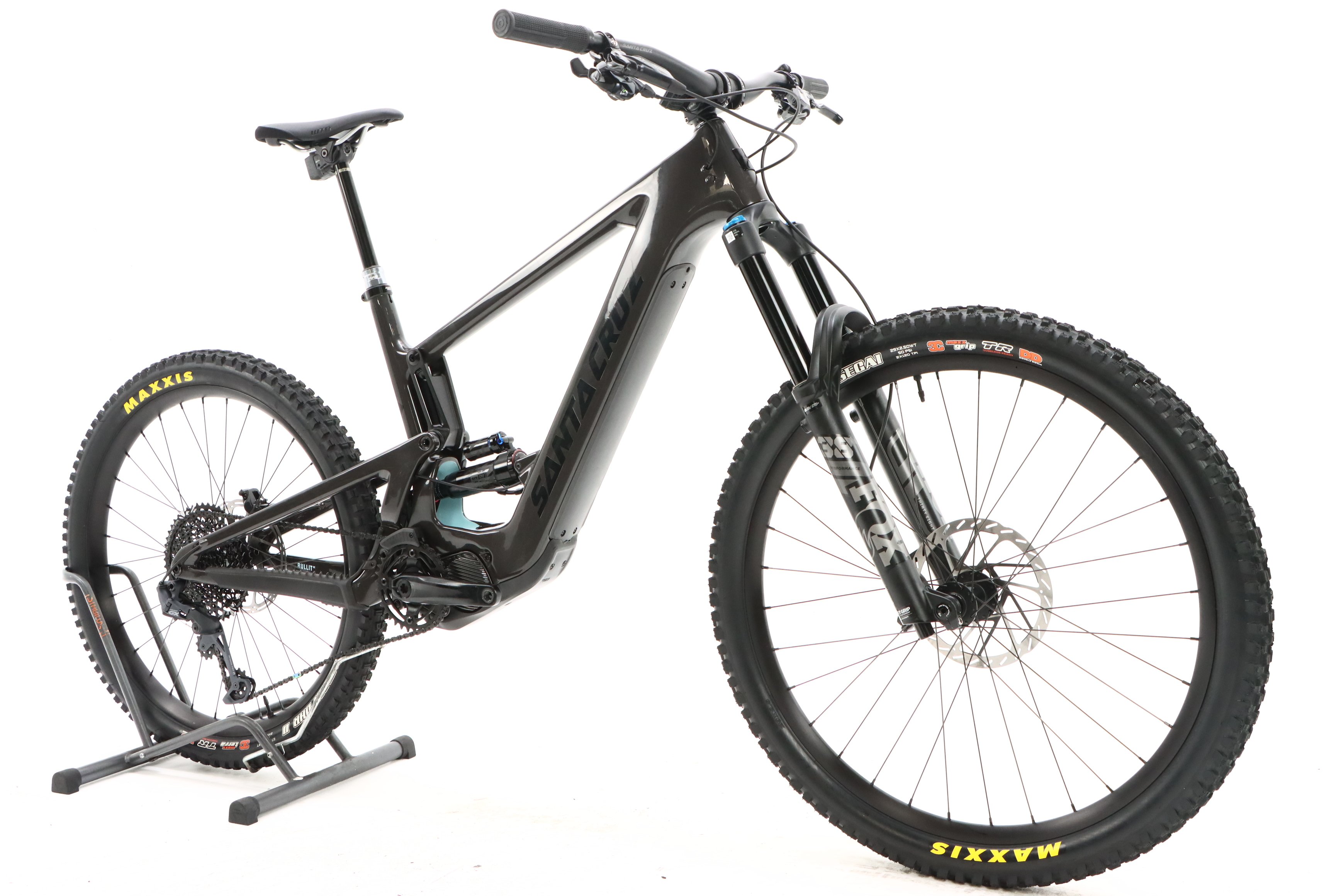 e45b8e48-058d-4e87-a4c7-83432af678eb