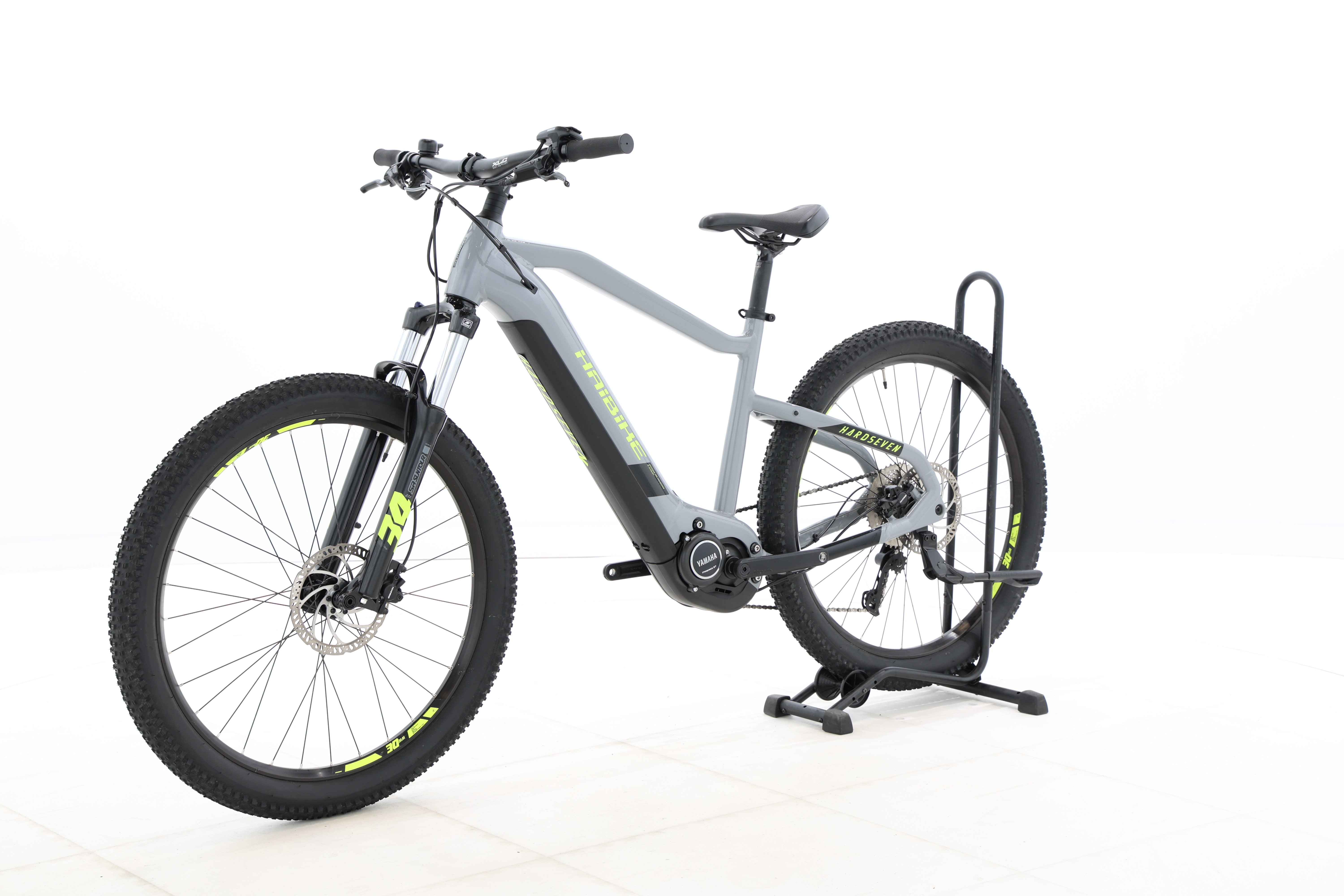 694ad9a2-97b4-4e3a-ba6d-f367c7dd490a