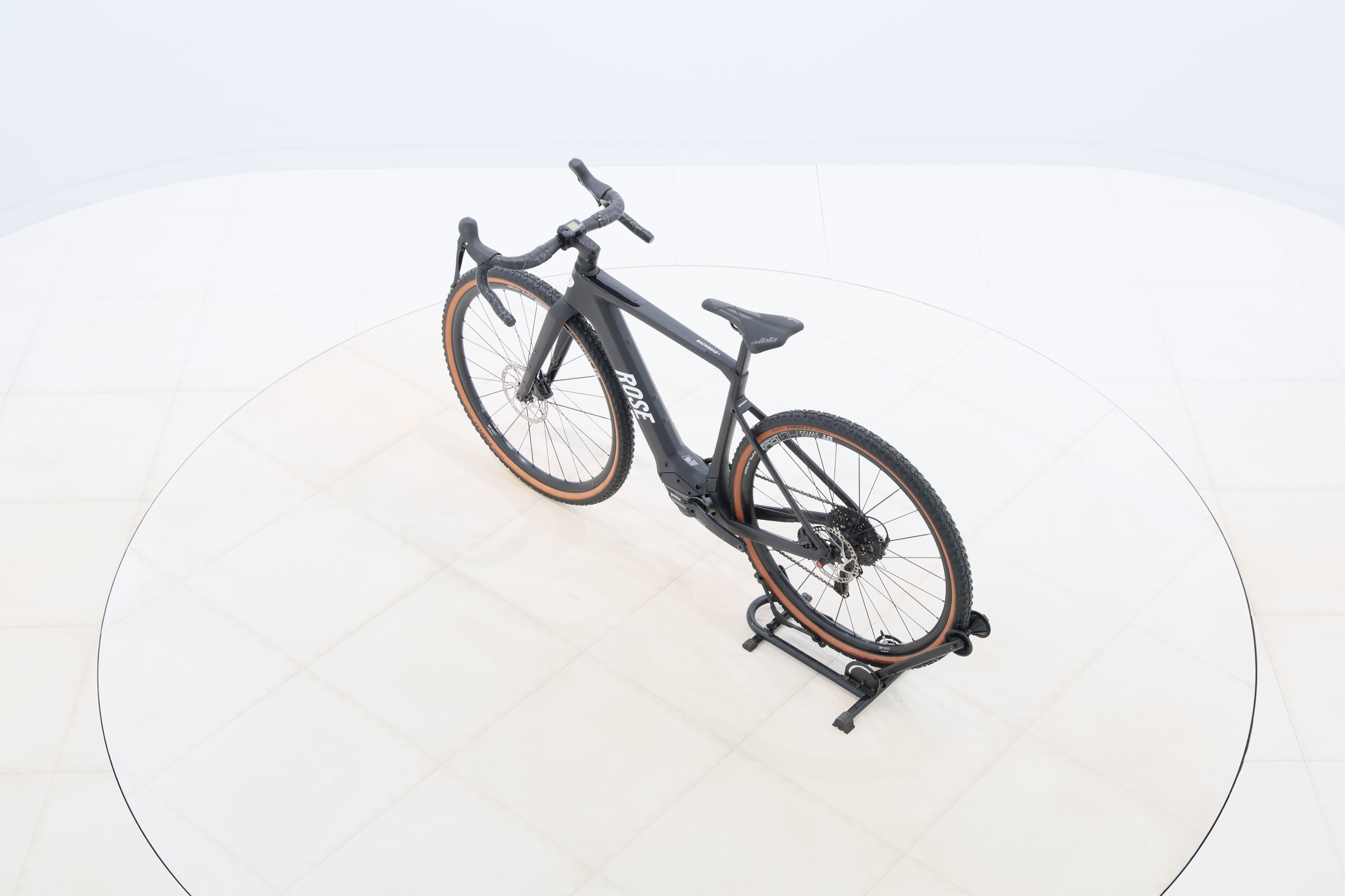 a36de24b-5a69-43ec-b448-fcd3bc702fe2