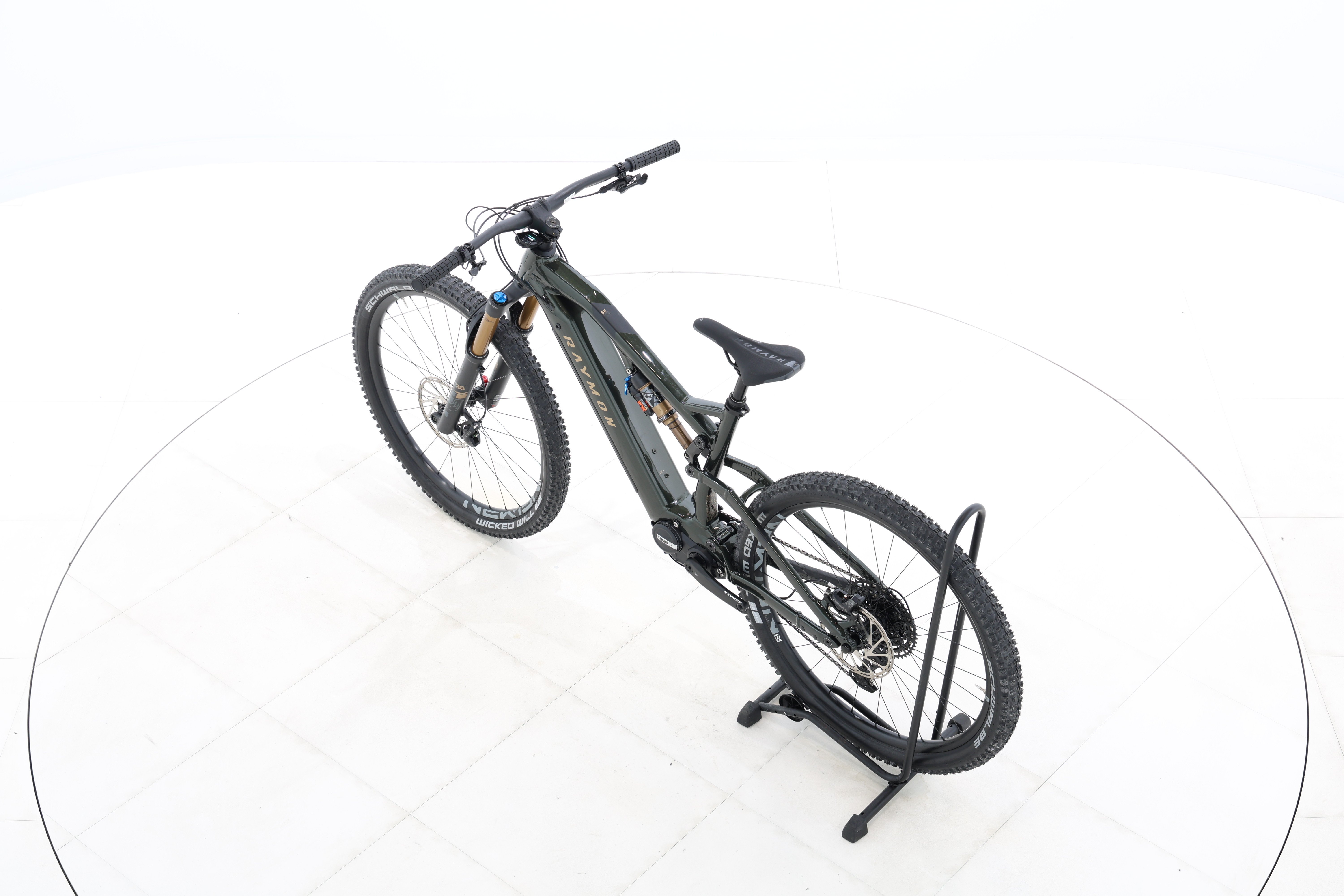 c727fe45-e631-4298-a1f1-1782fc09cd10