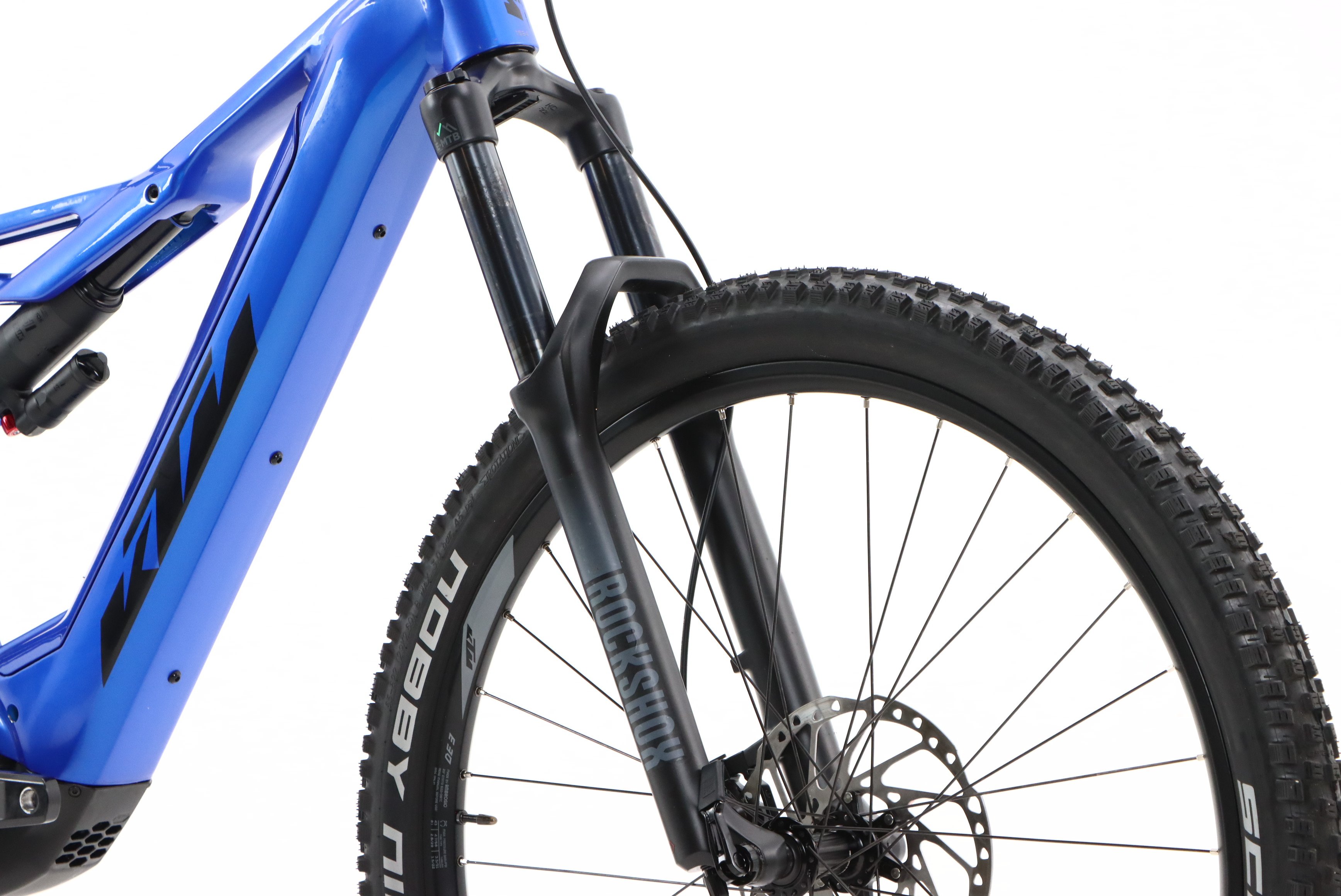 d4e93bdd-4150-4cef-8281-8696e660d041