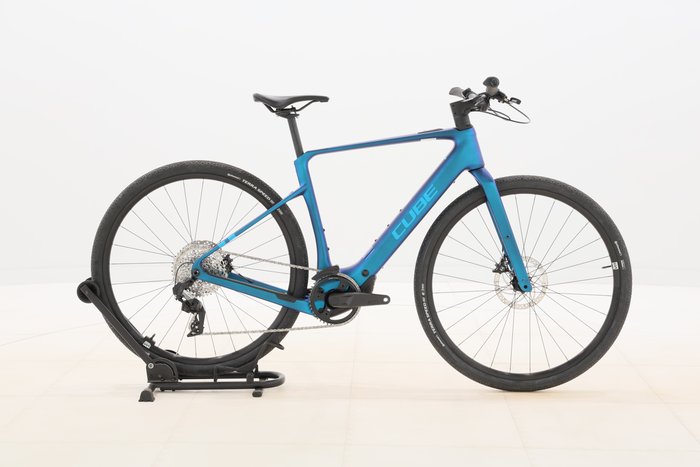 Cube NULANE HYBRID C:62 RACE FE 400X 2025