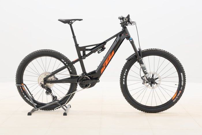 Ktm MACINA KAPOHO MASTER 2025