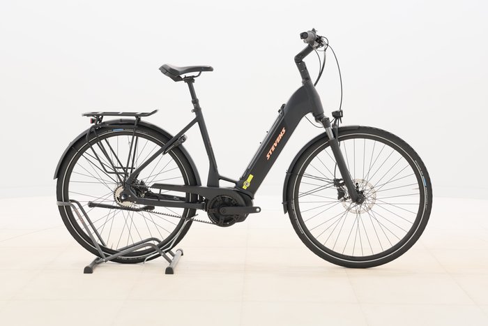 Stevens E-COURIER LUXE 2023