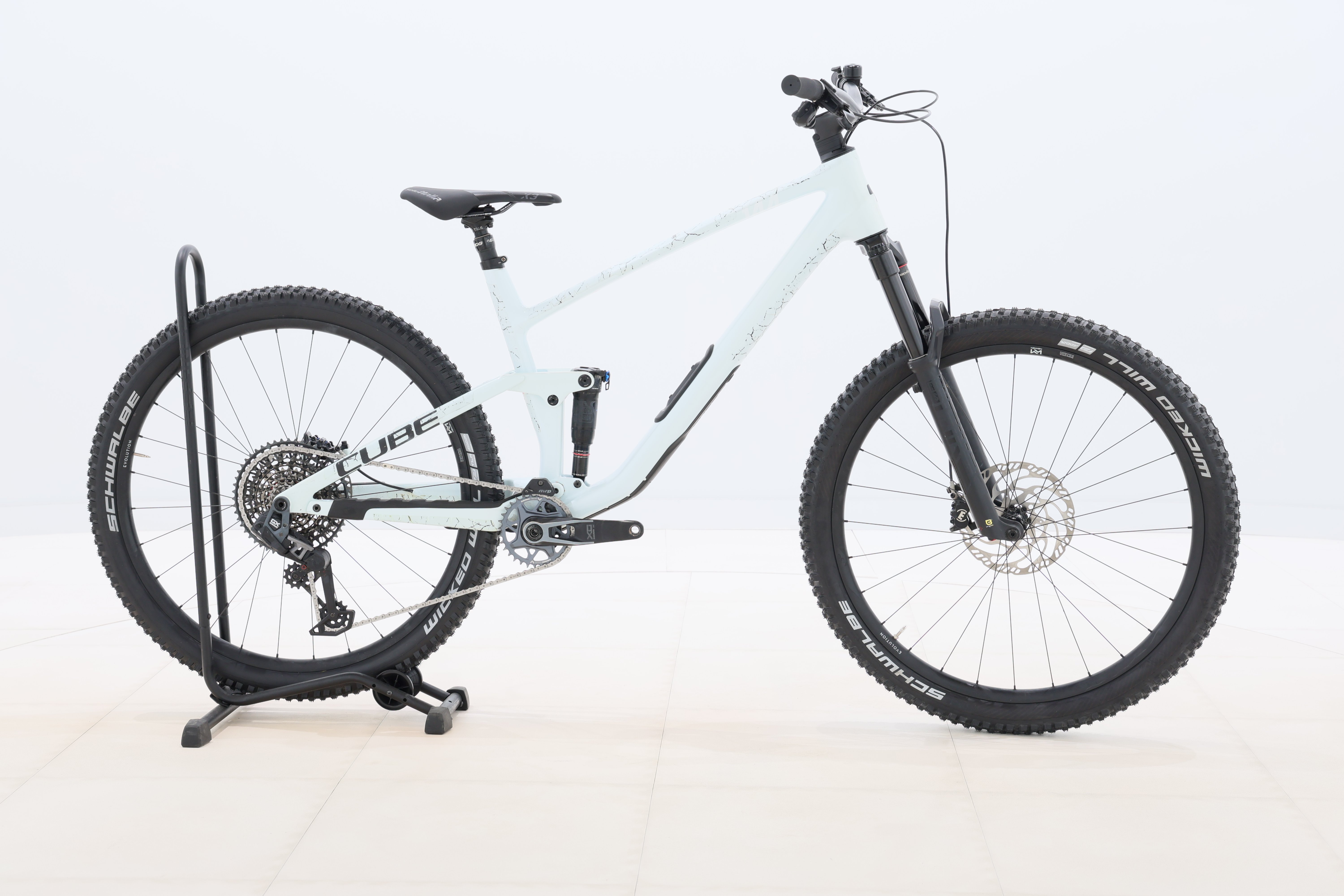 8051a231-c80b-41d2-9d2b-7ebc529e018b