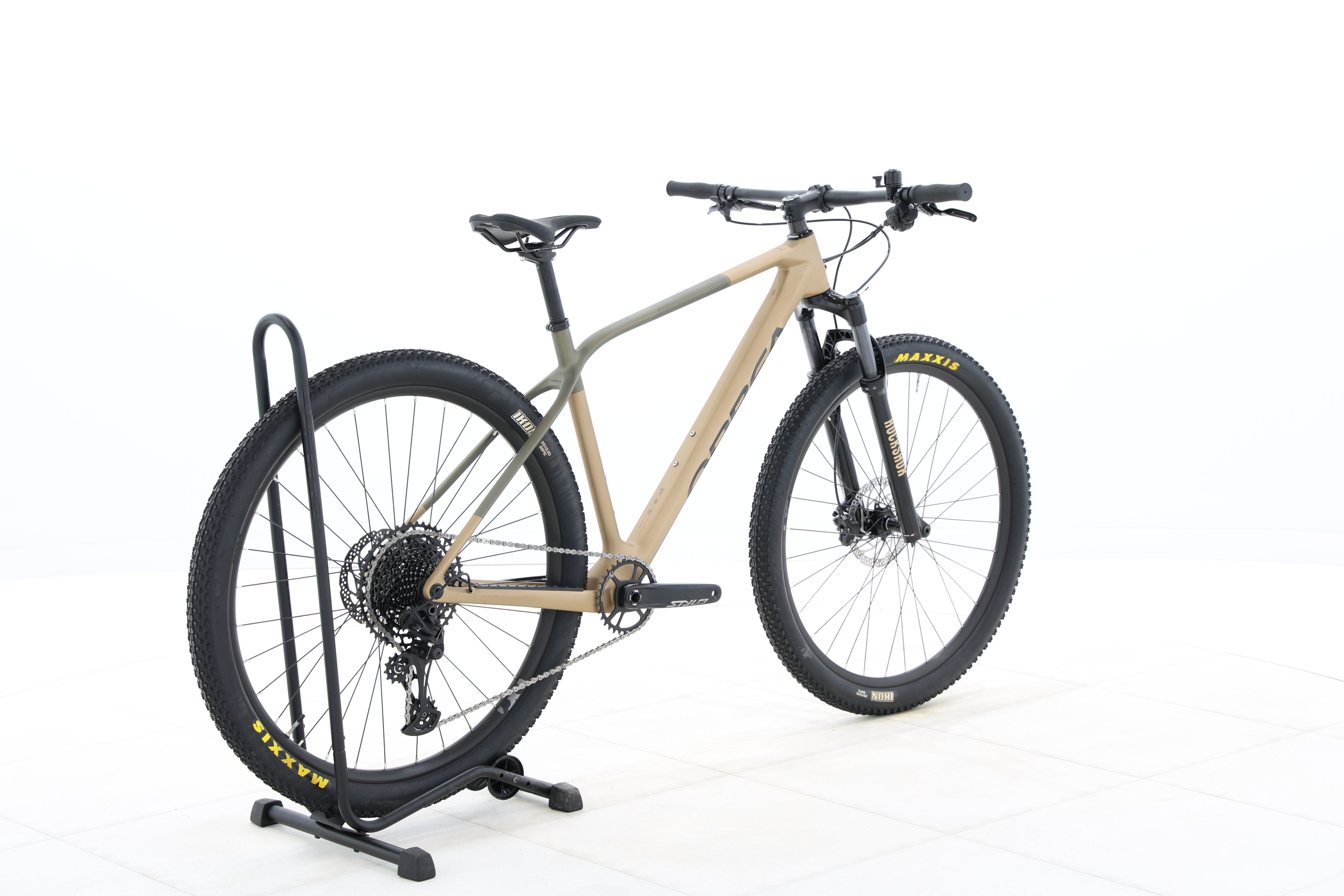 09d700a1-6746-4cb2-a3b5-e13c5a266b34