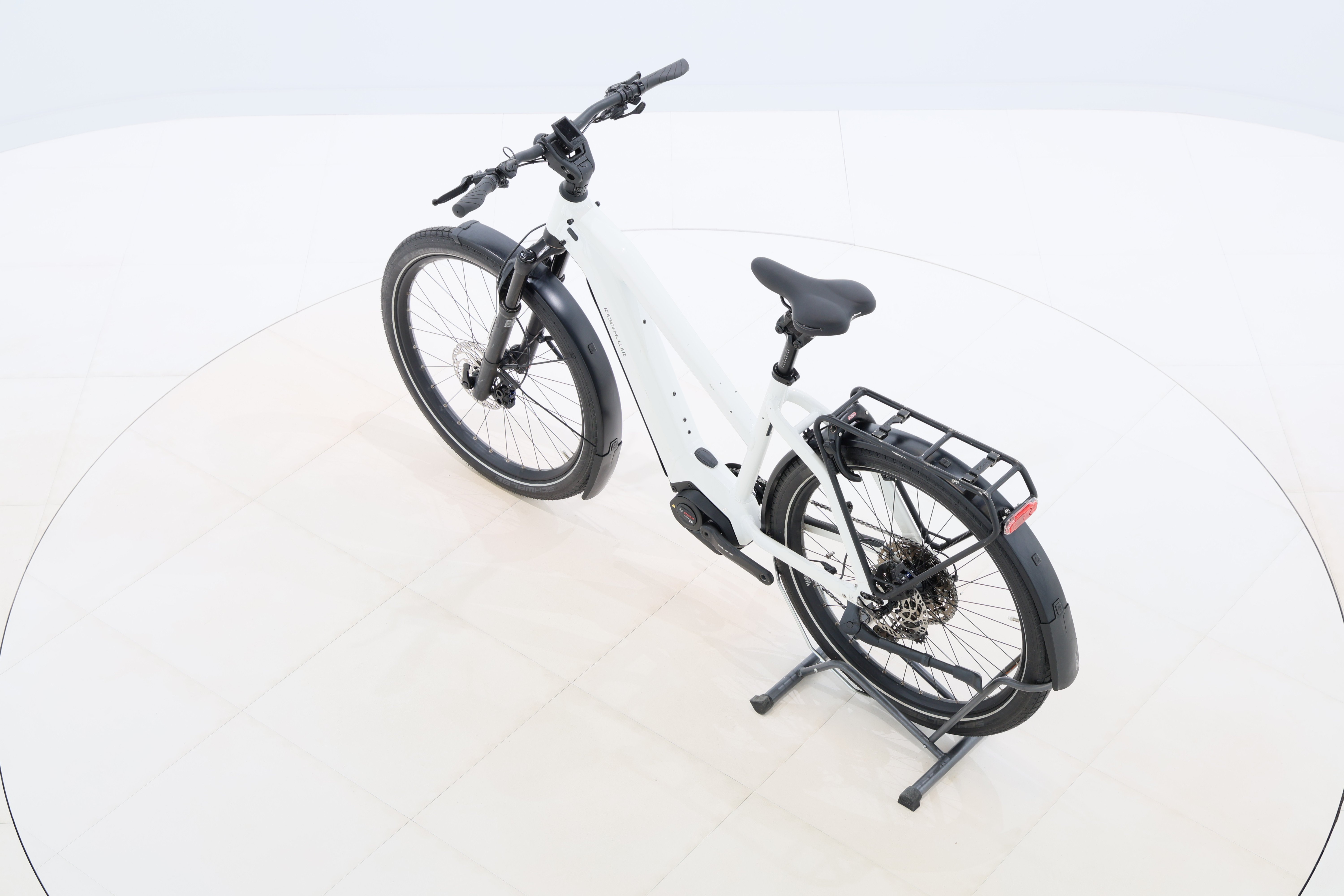 99c8a932-0605-4d9d-975d-c21ea0871597