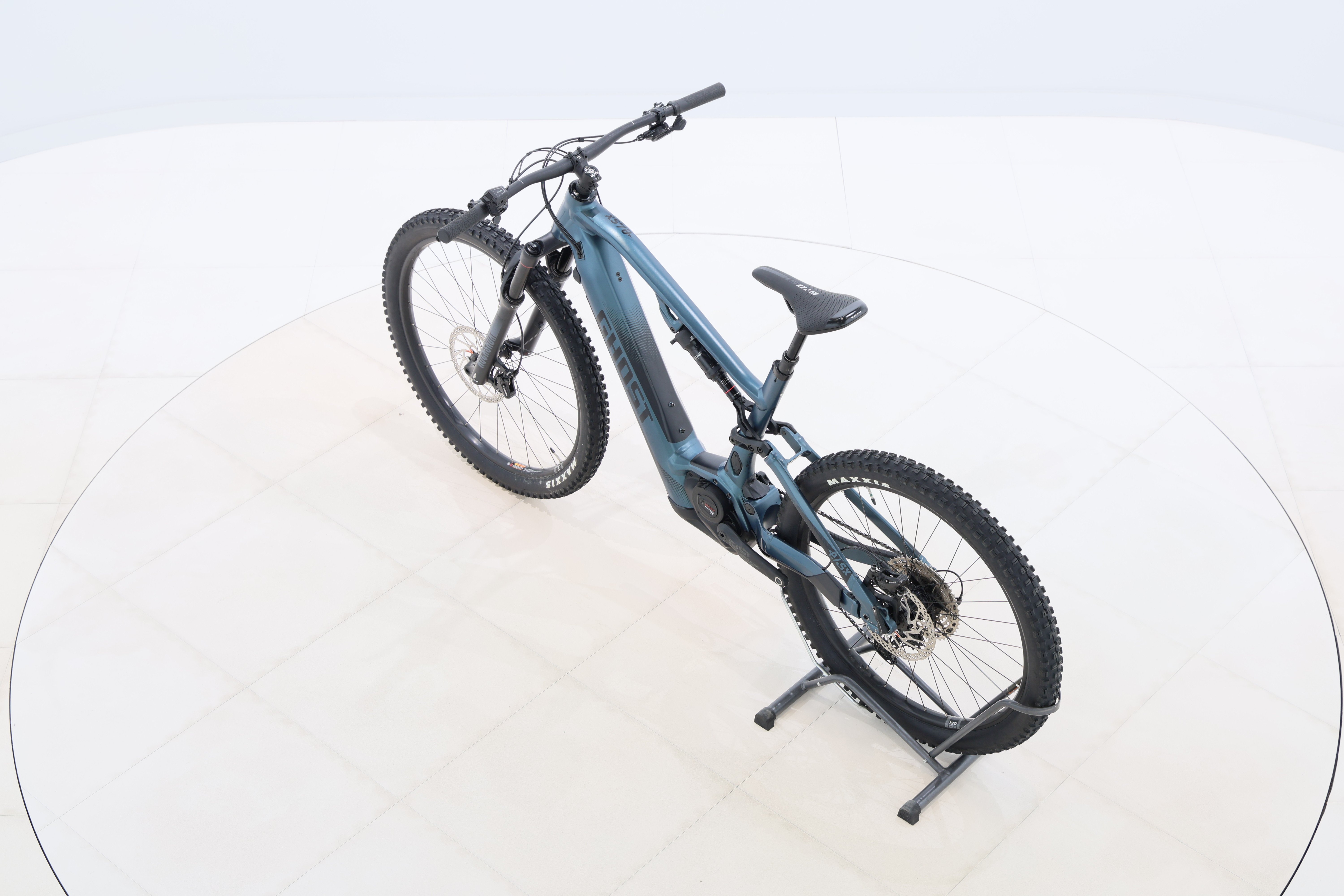 3faab9b5-99ff-4ad8-b25d-ea859a4908ec