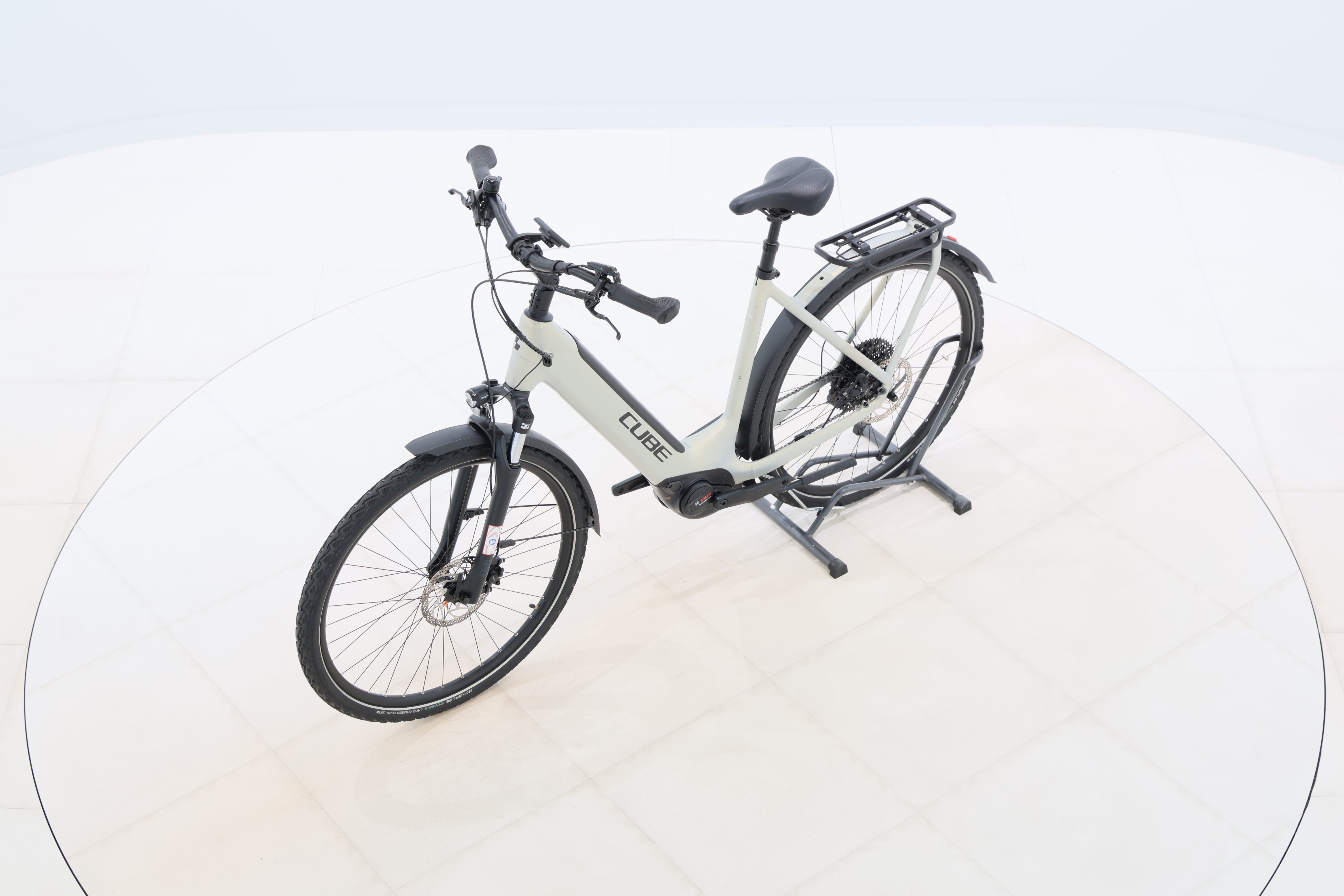 b8ceb903-0430-4a3d-b4c6-292280851705