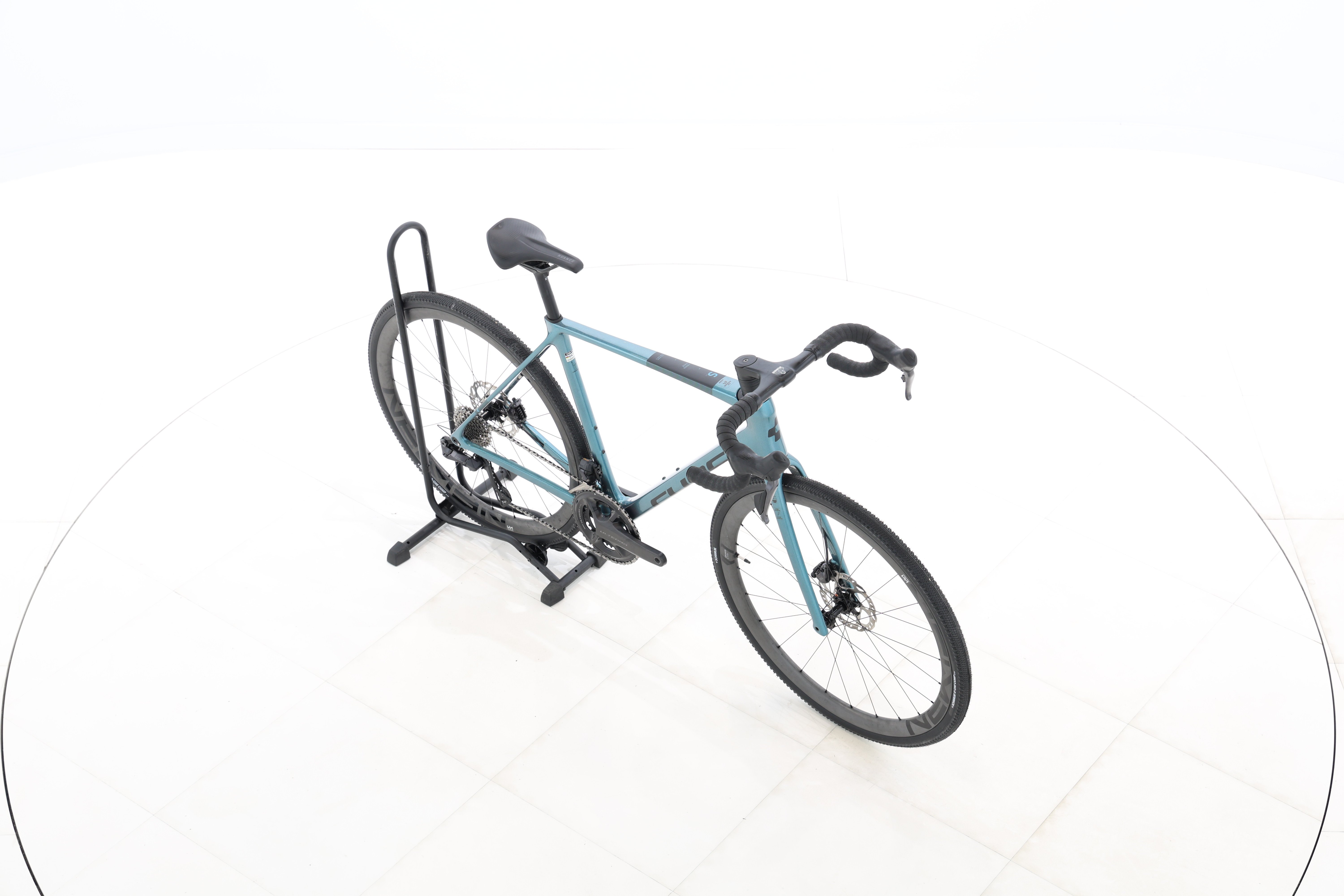 e51db9f3-279f-4d5f-b279-7cc0e829f68b