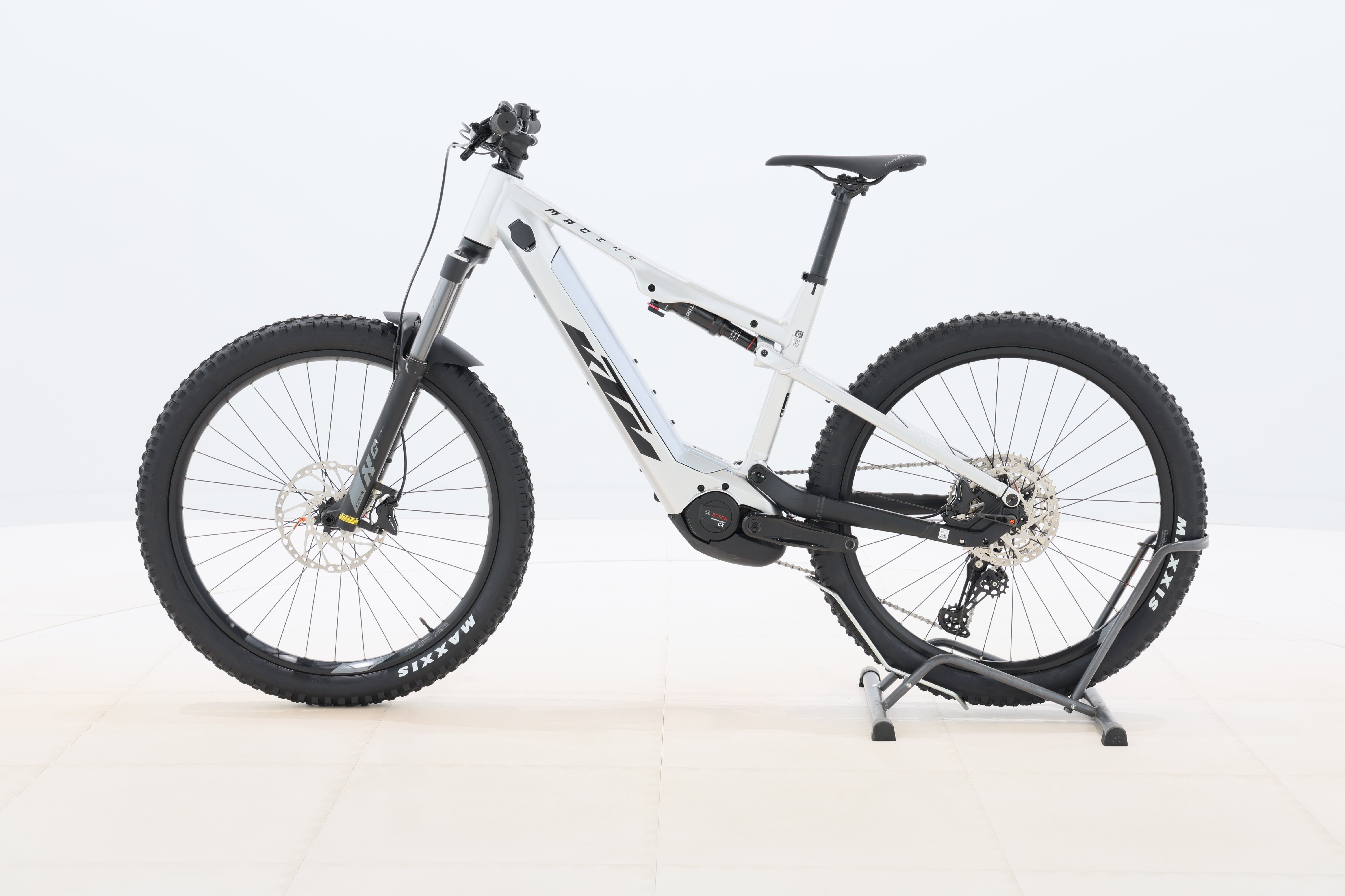 0280d726-88ae-41e4-aa24-c5325e54775f