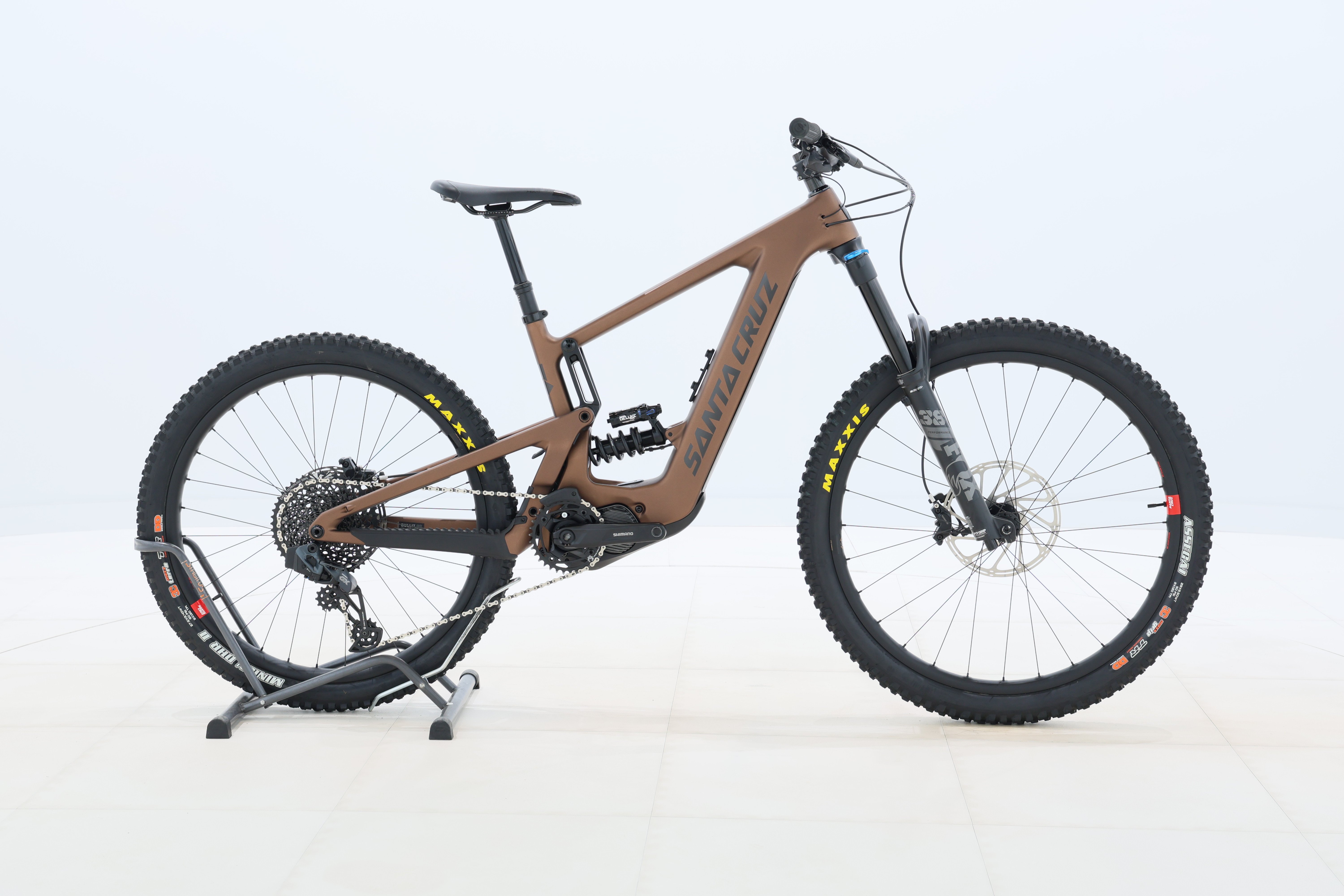 b0a35a2e-c71a-43a7-ae5a-c015de86d597