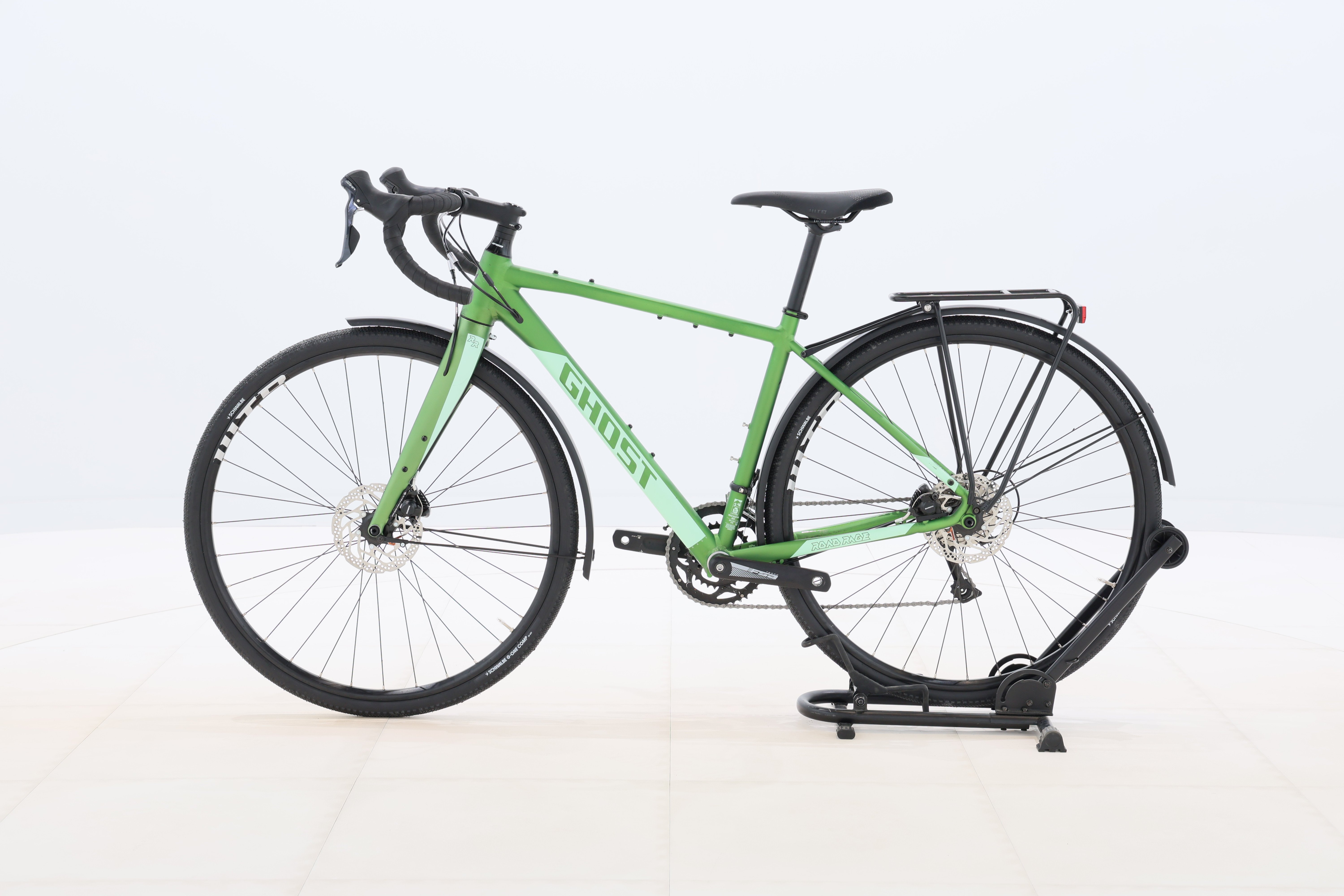 a04f4b3c-e669-45a9-9221-e6bc526f74a9